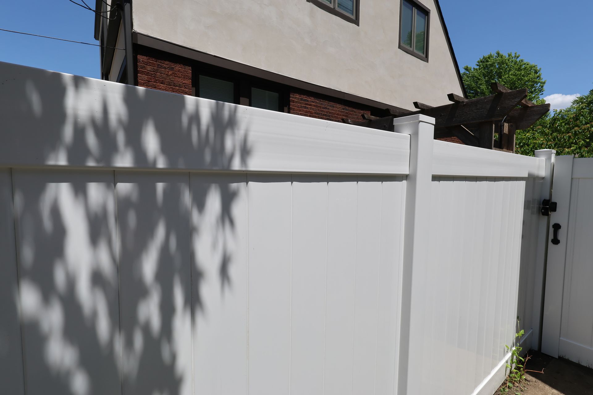vinyl fence installation Illinois