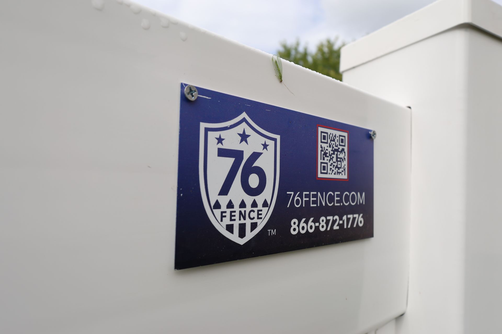 vinyl privacy fence installation Illinois