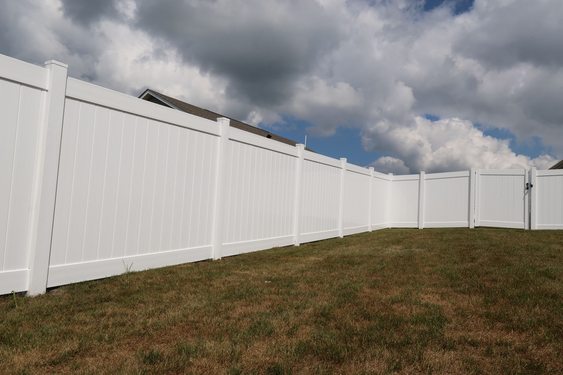 vinyl fence installation Illinois