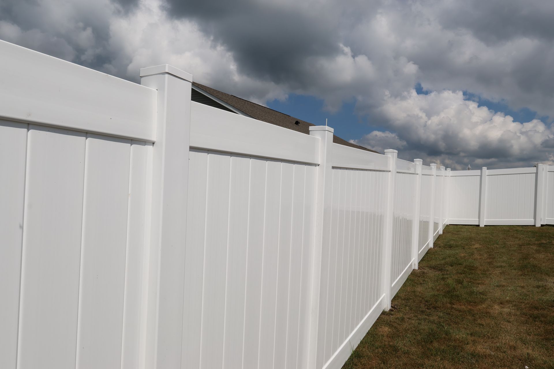 vinyl fence installation Illinois