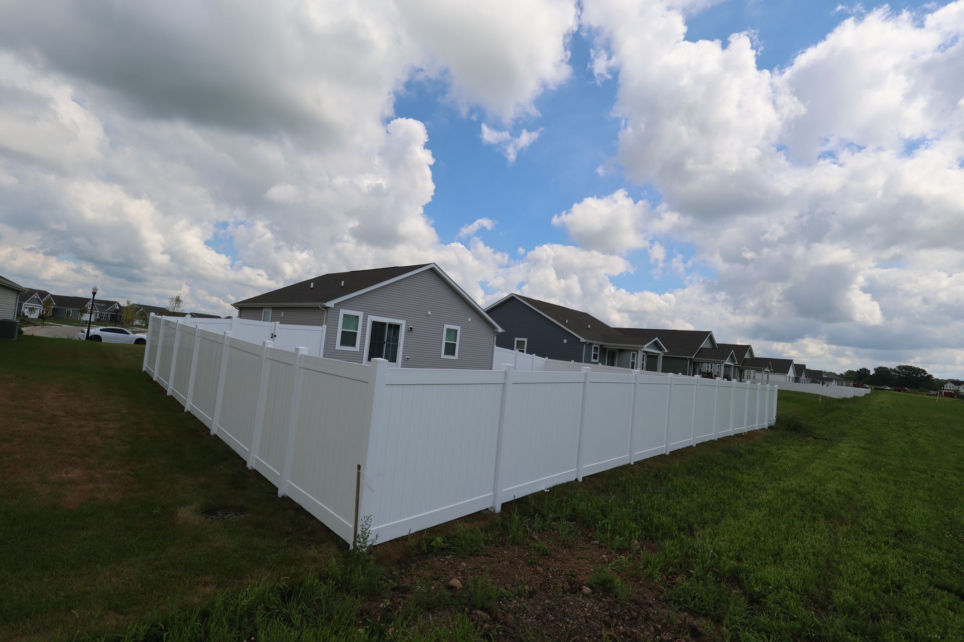 vinyl fence installation Illinois