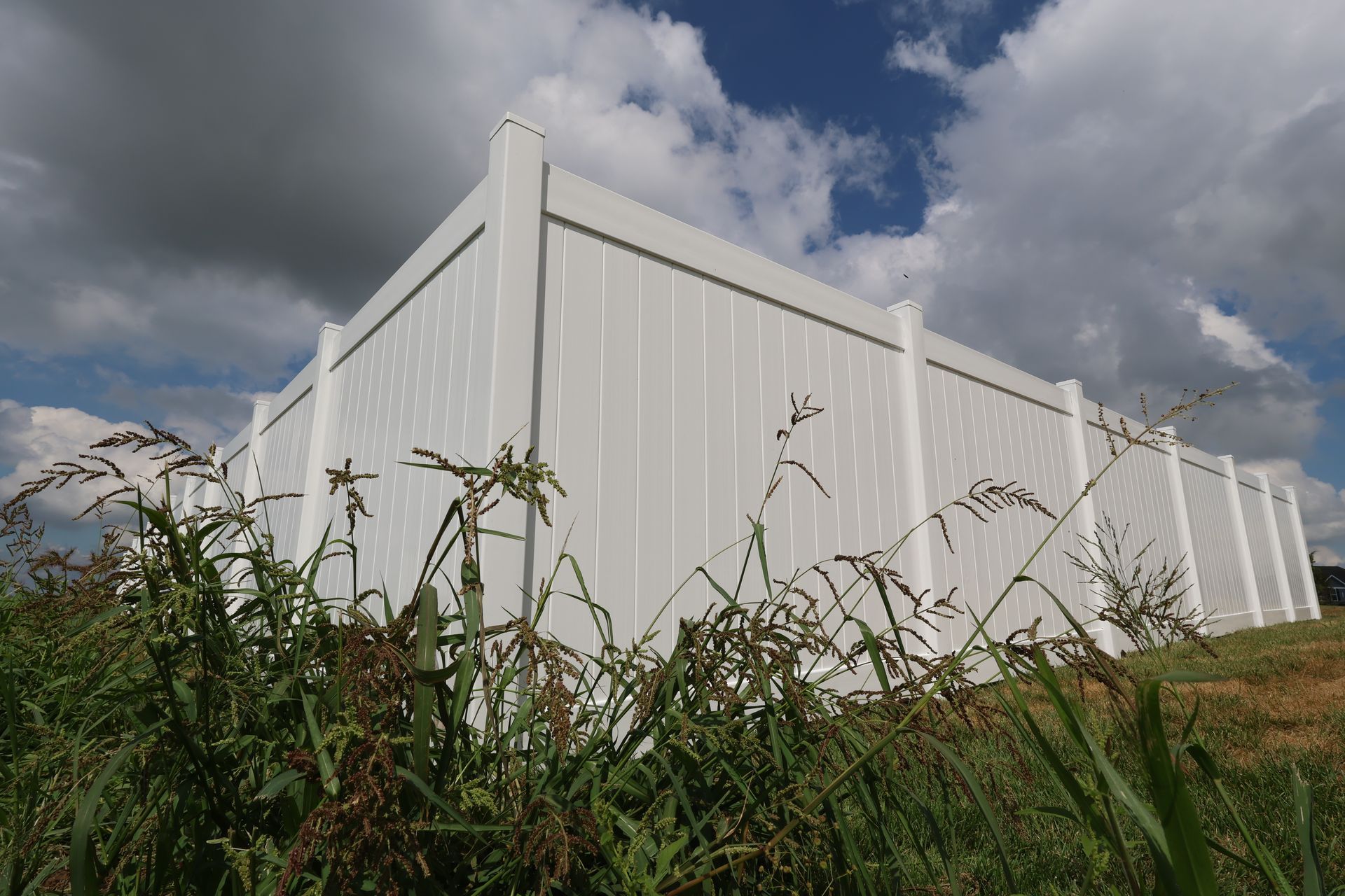 vinyl fence installation Illinois