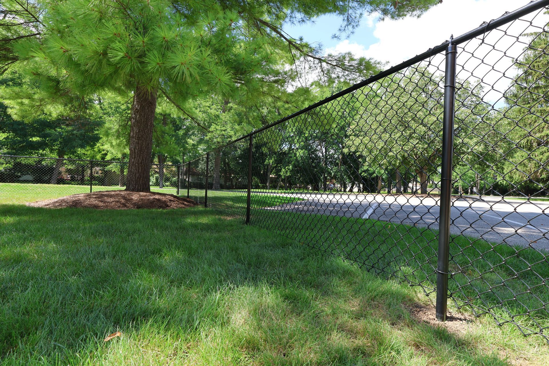 chain link fence installation Illinois