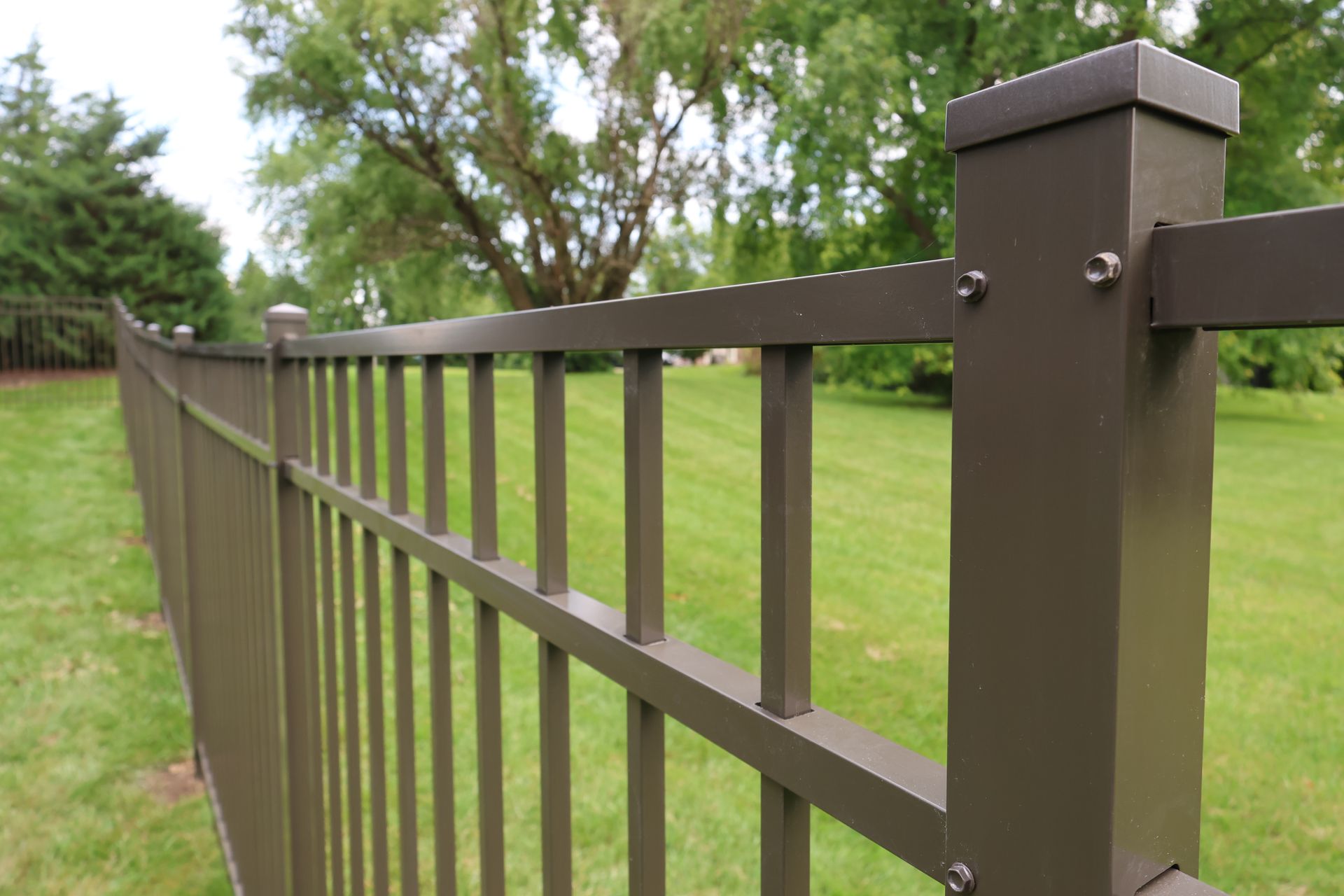 aluminum fence installation Illinois