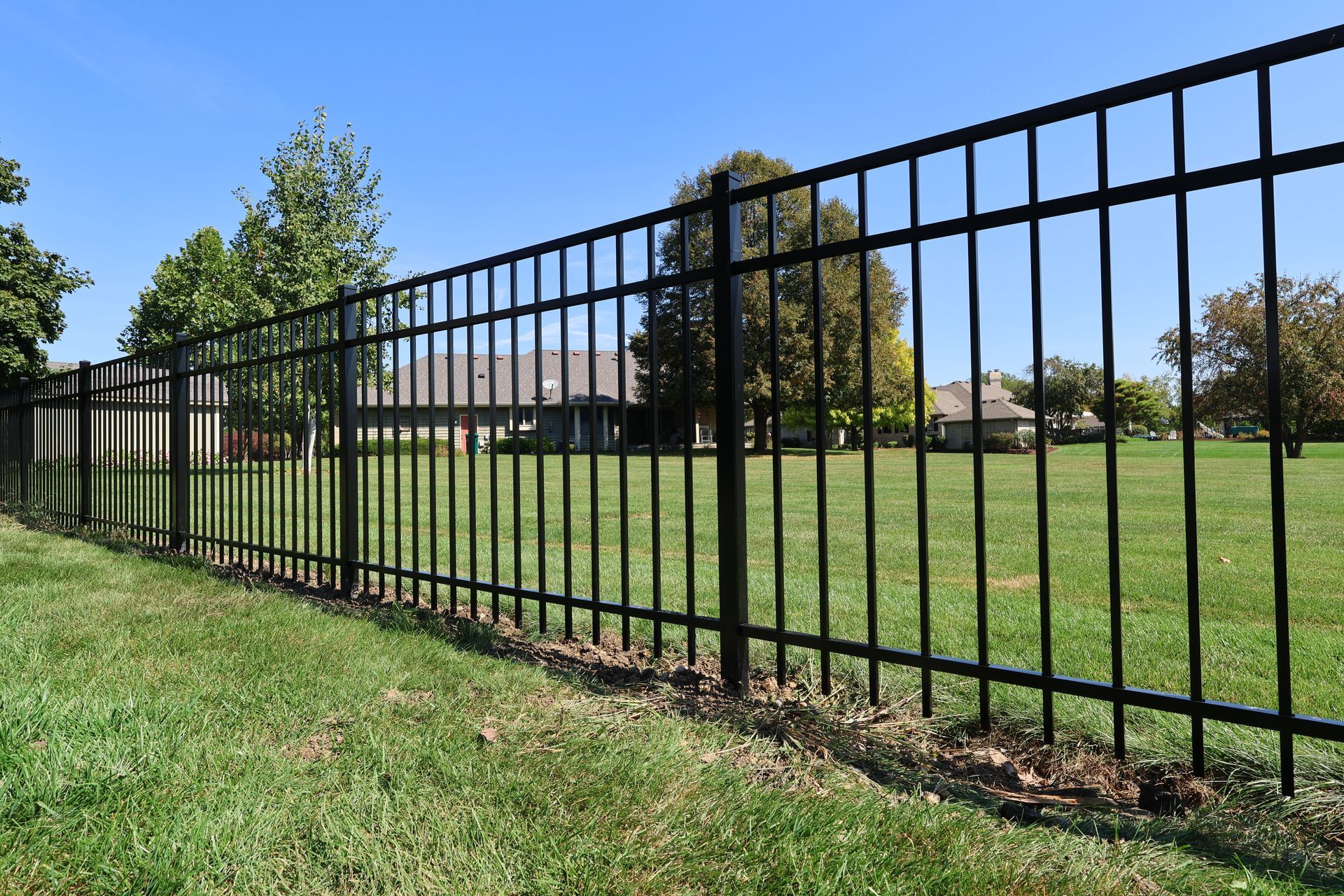 aluminum fence installation Illinois