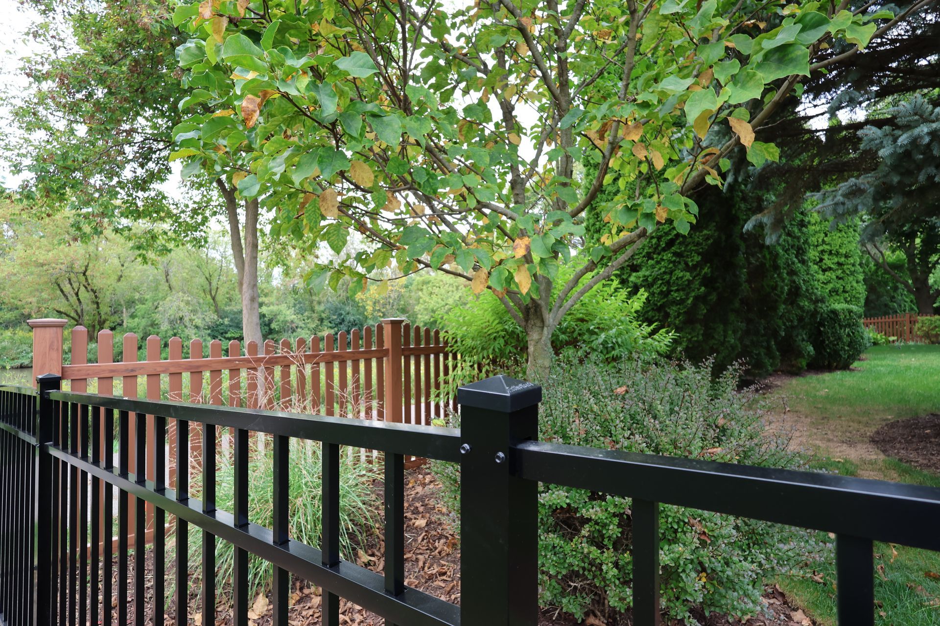 aluminum fence installation Illinois