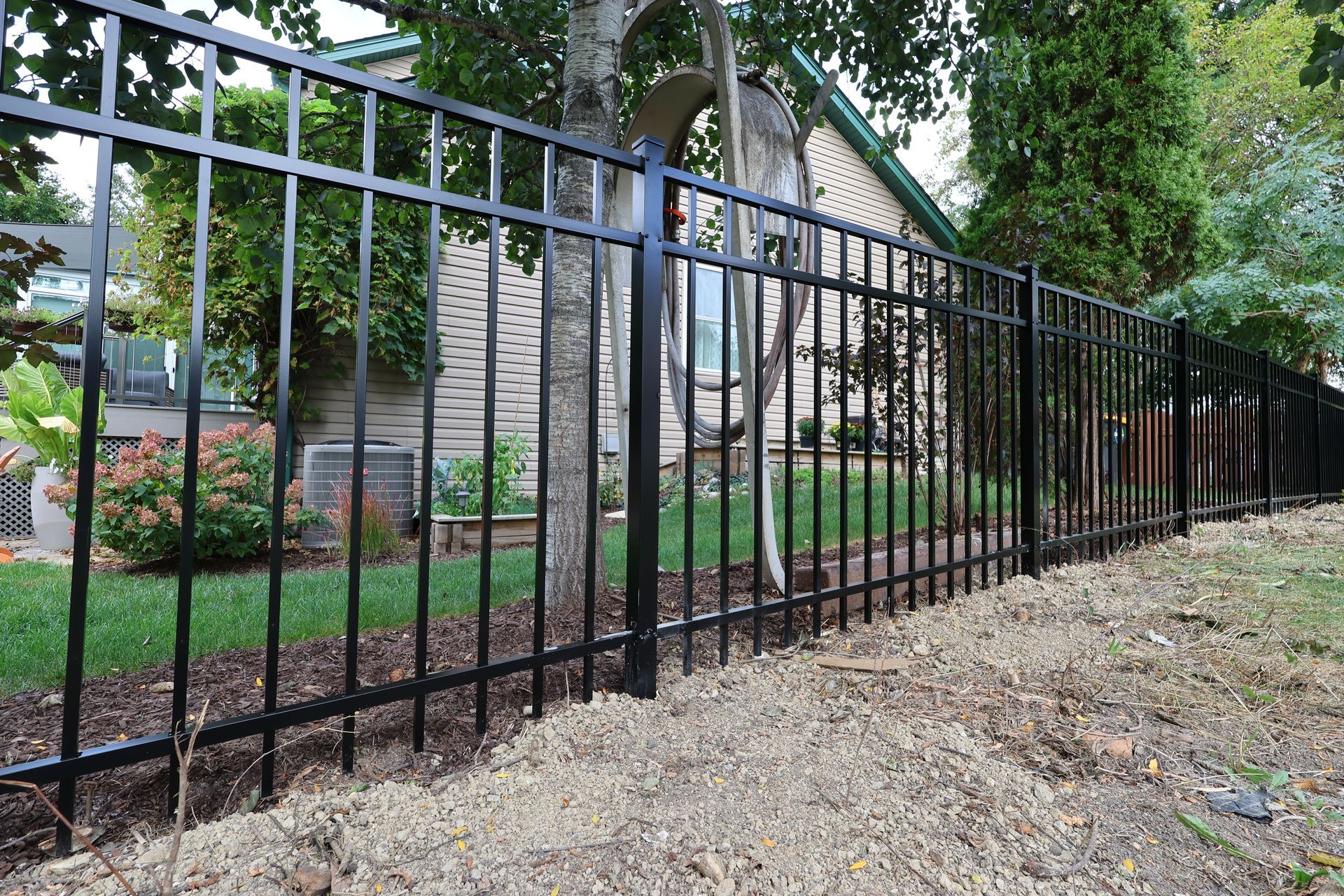 aluminum fence installation Illinois