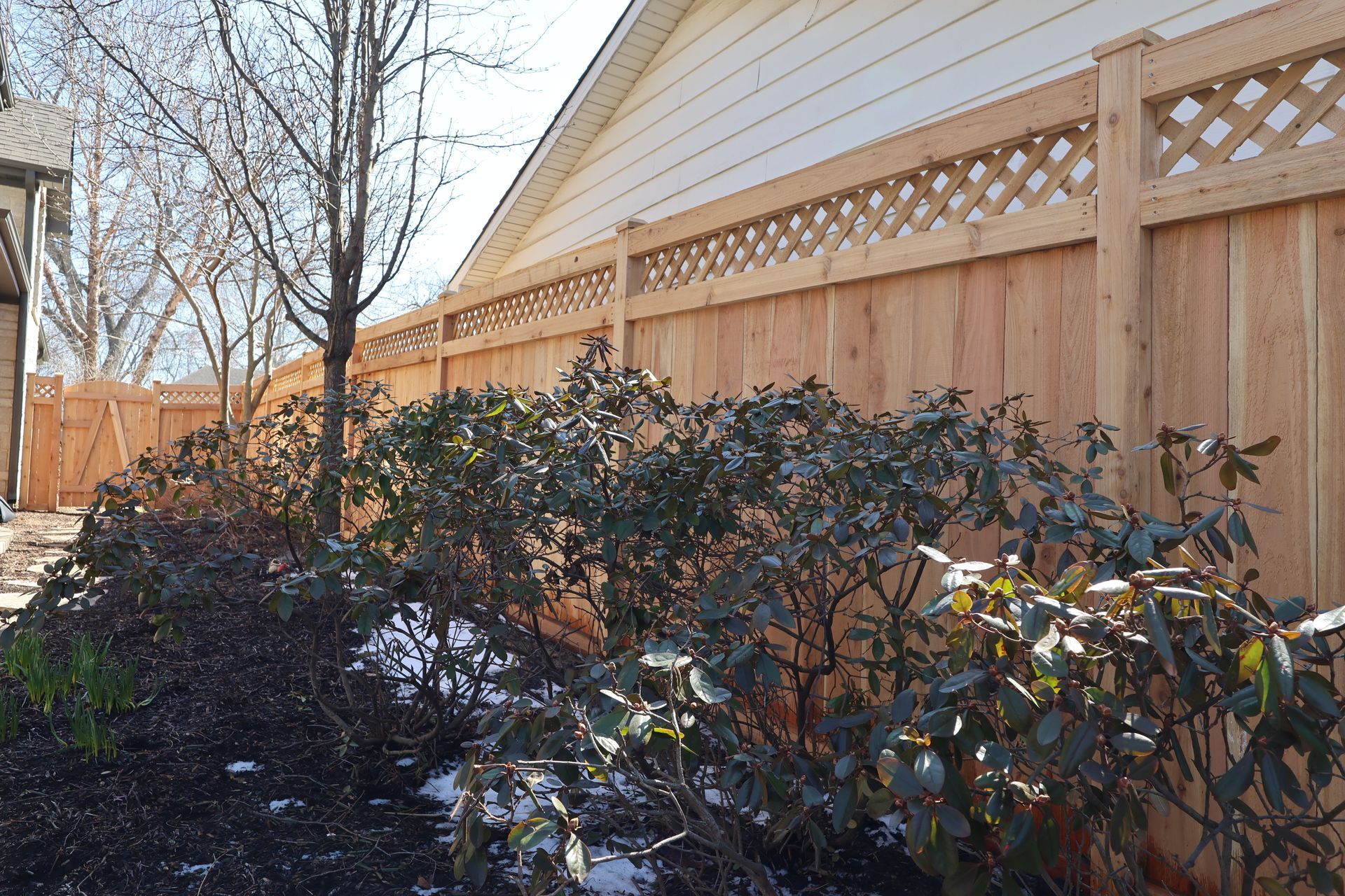 cedar fence installation Illinois