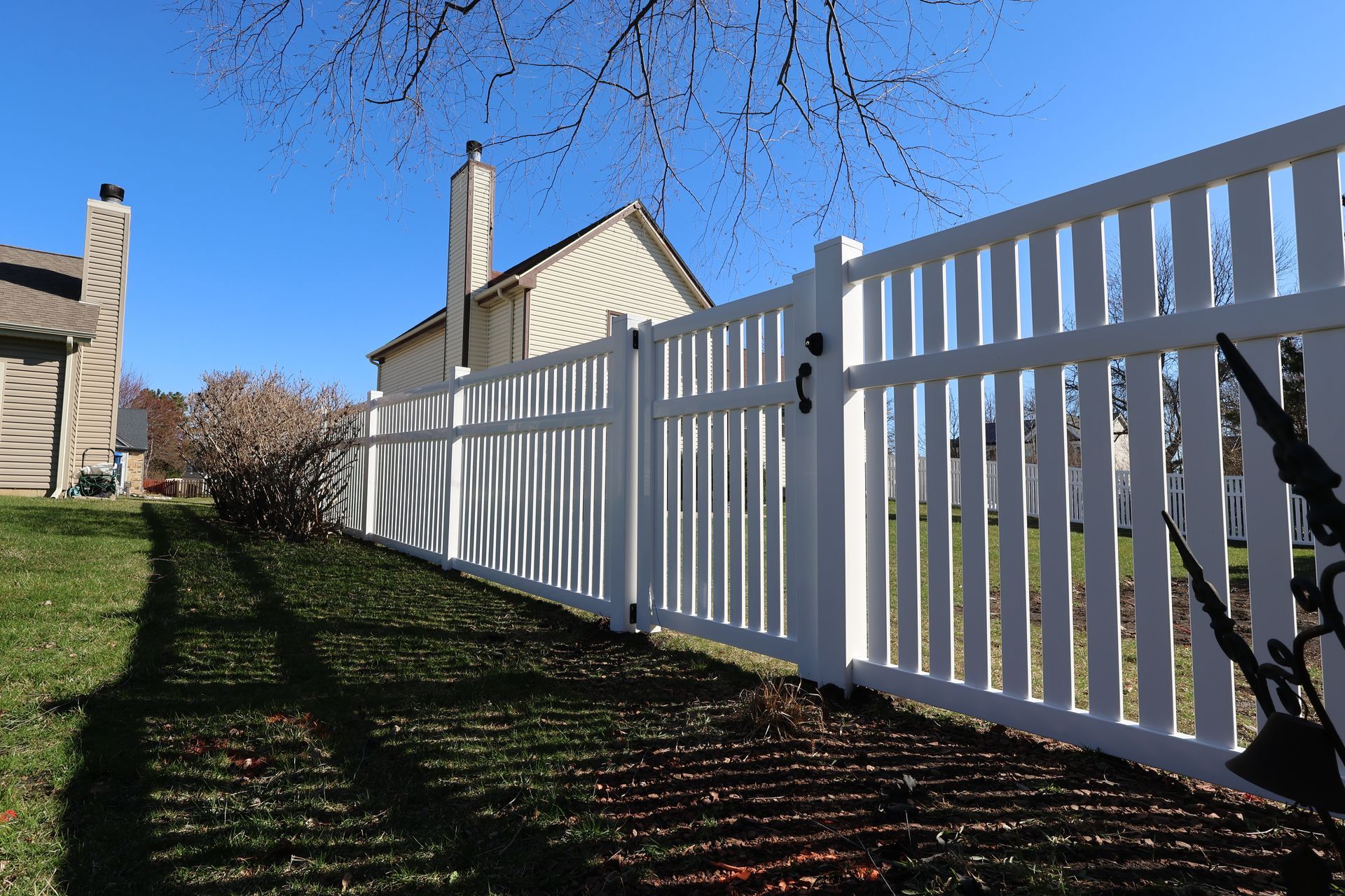 vinyl fence installation Illinois