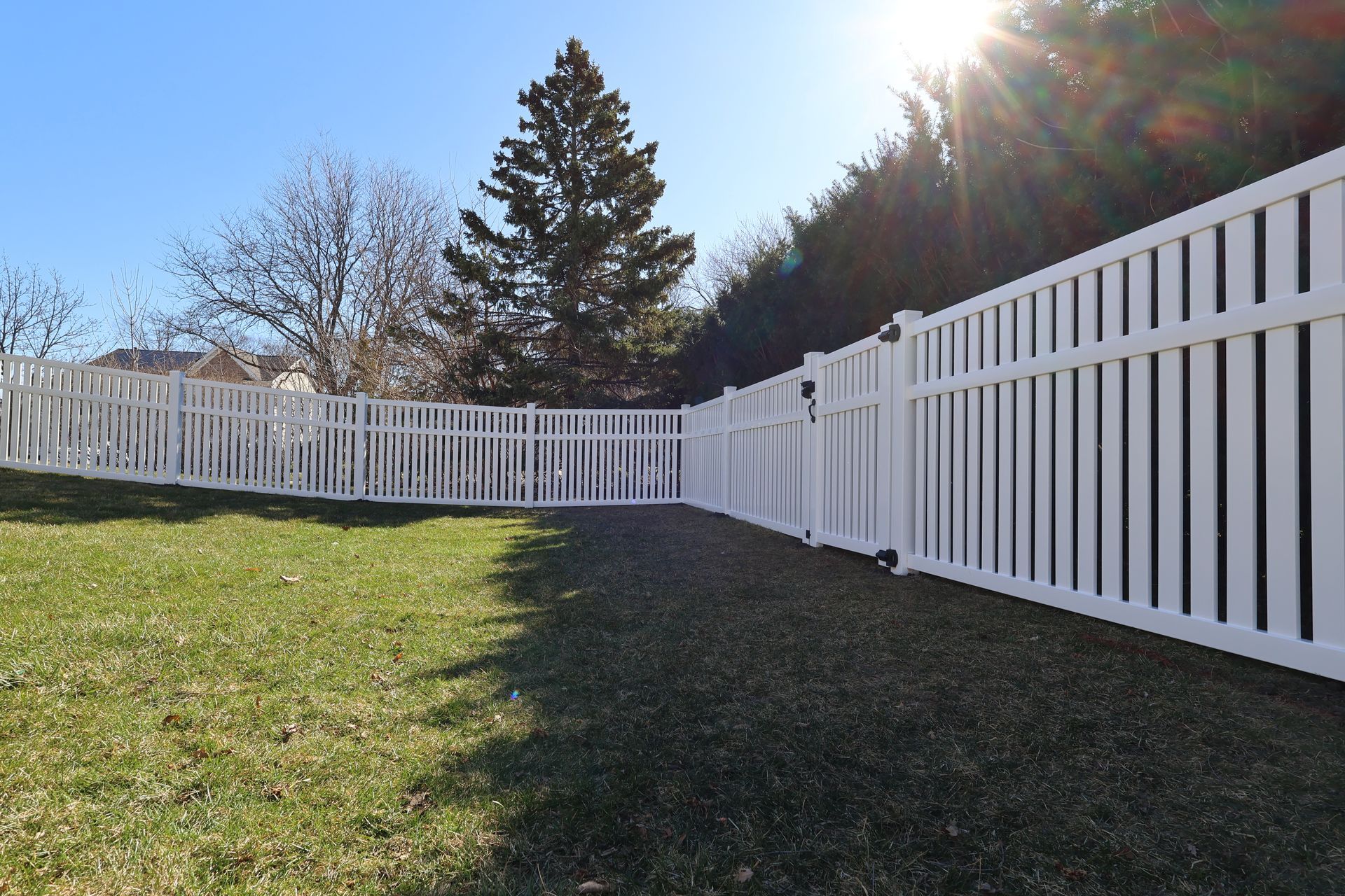 vinyl fence installation Illinois