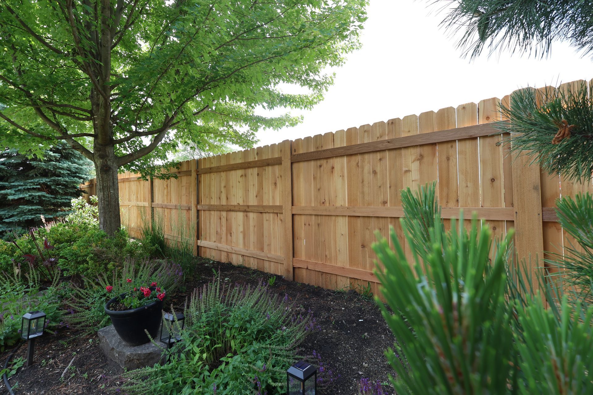 cedar fence installation Illinois