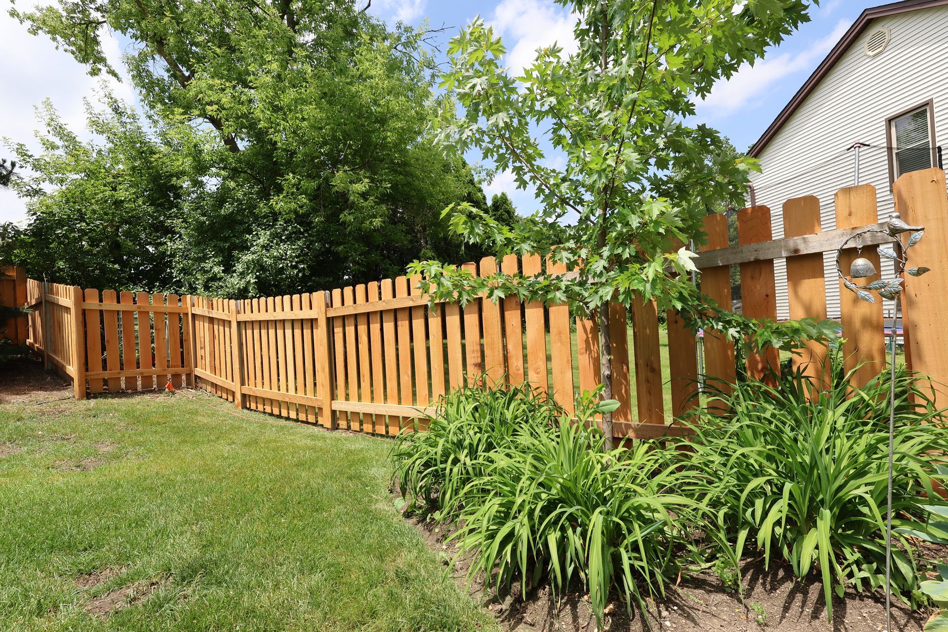 cedar fence installation Illinois