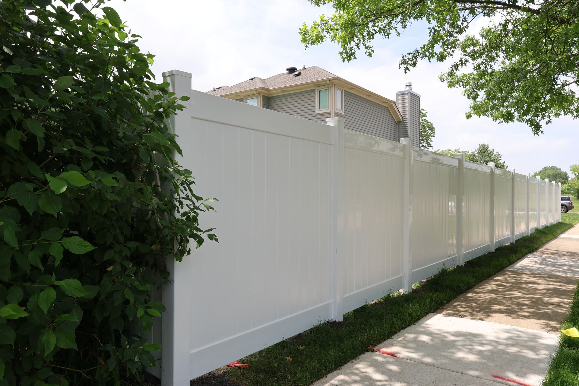 vinyl fence installation Illinois pvc privacy fencing