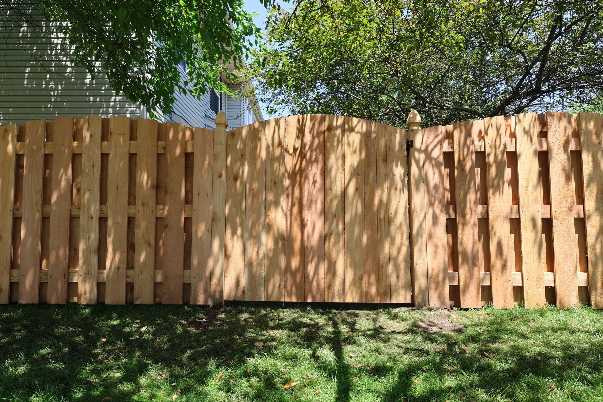 cedar fence installation Illinois