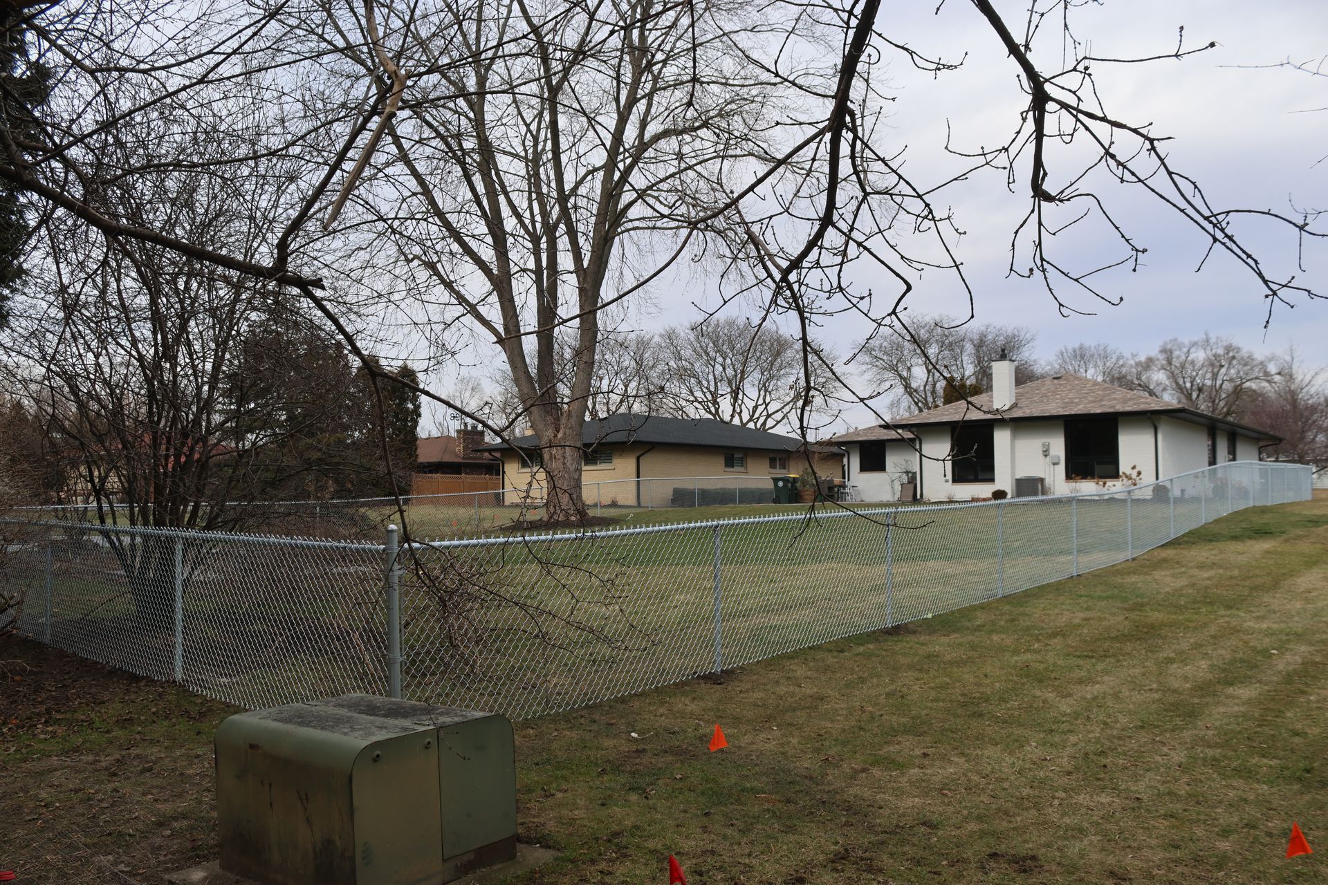 chain link fence installation Illinois