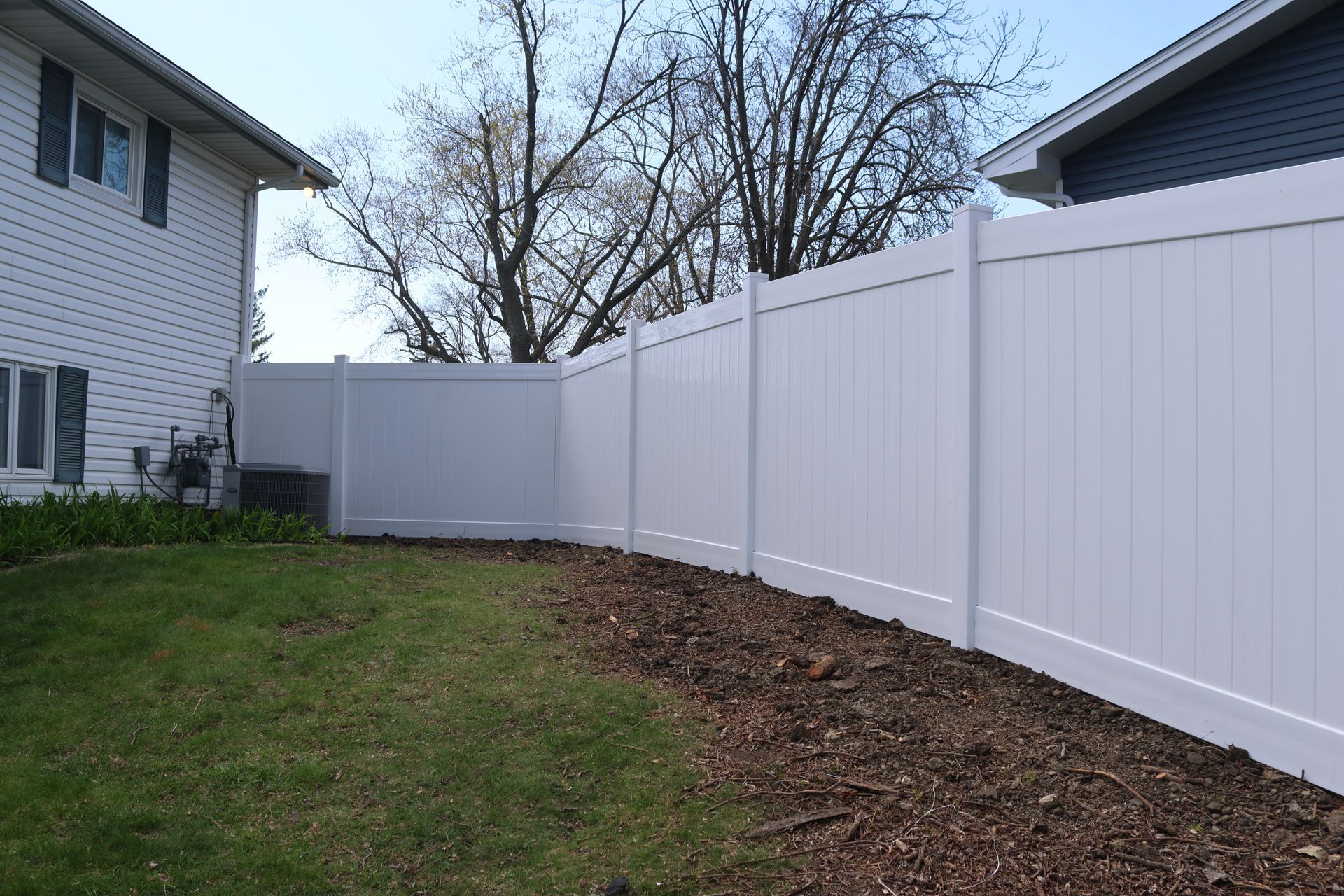 vinyl fence company illinois