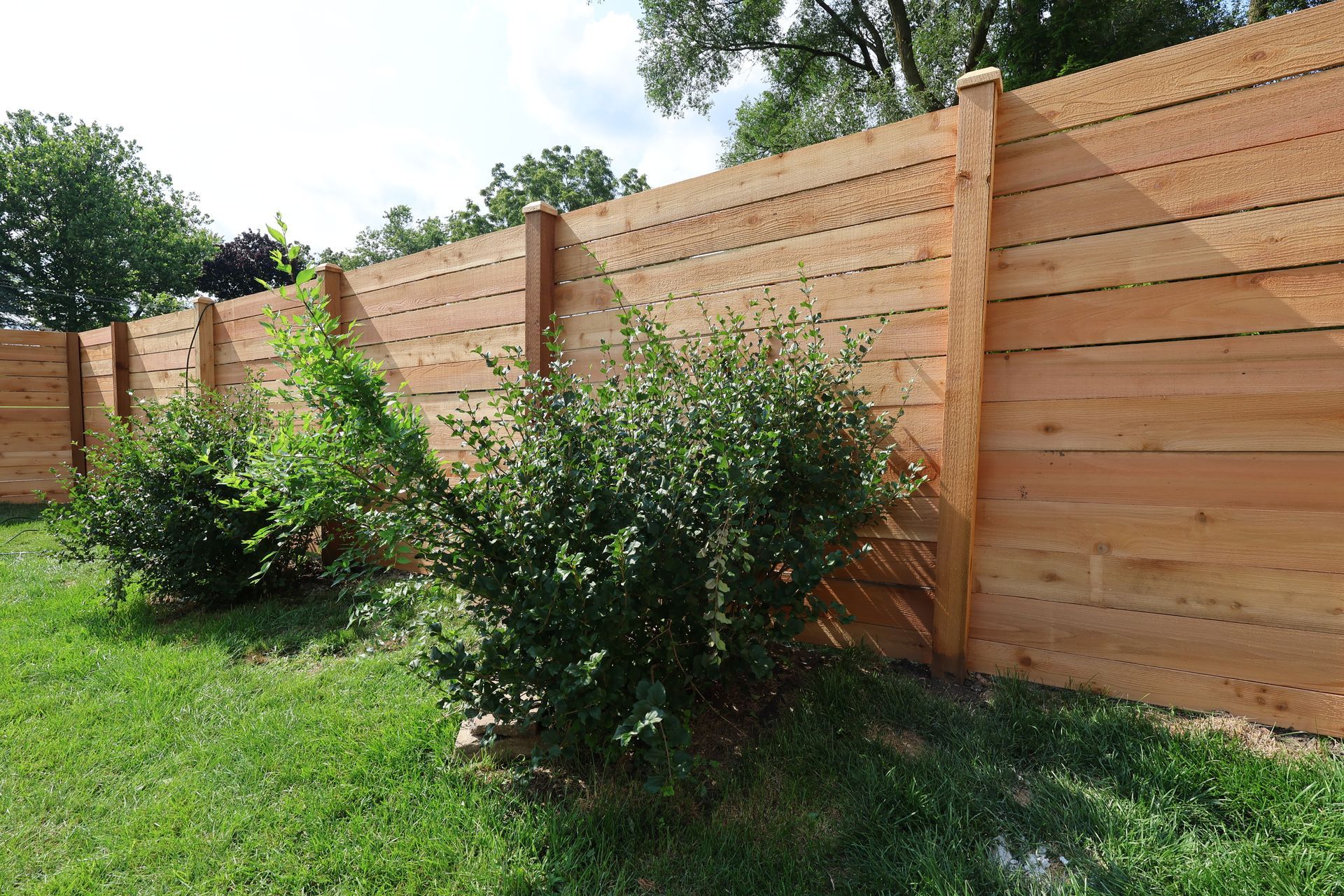horizontal fence installation Illinois