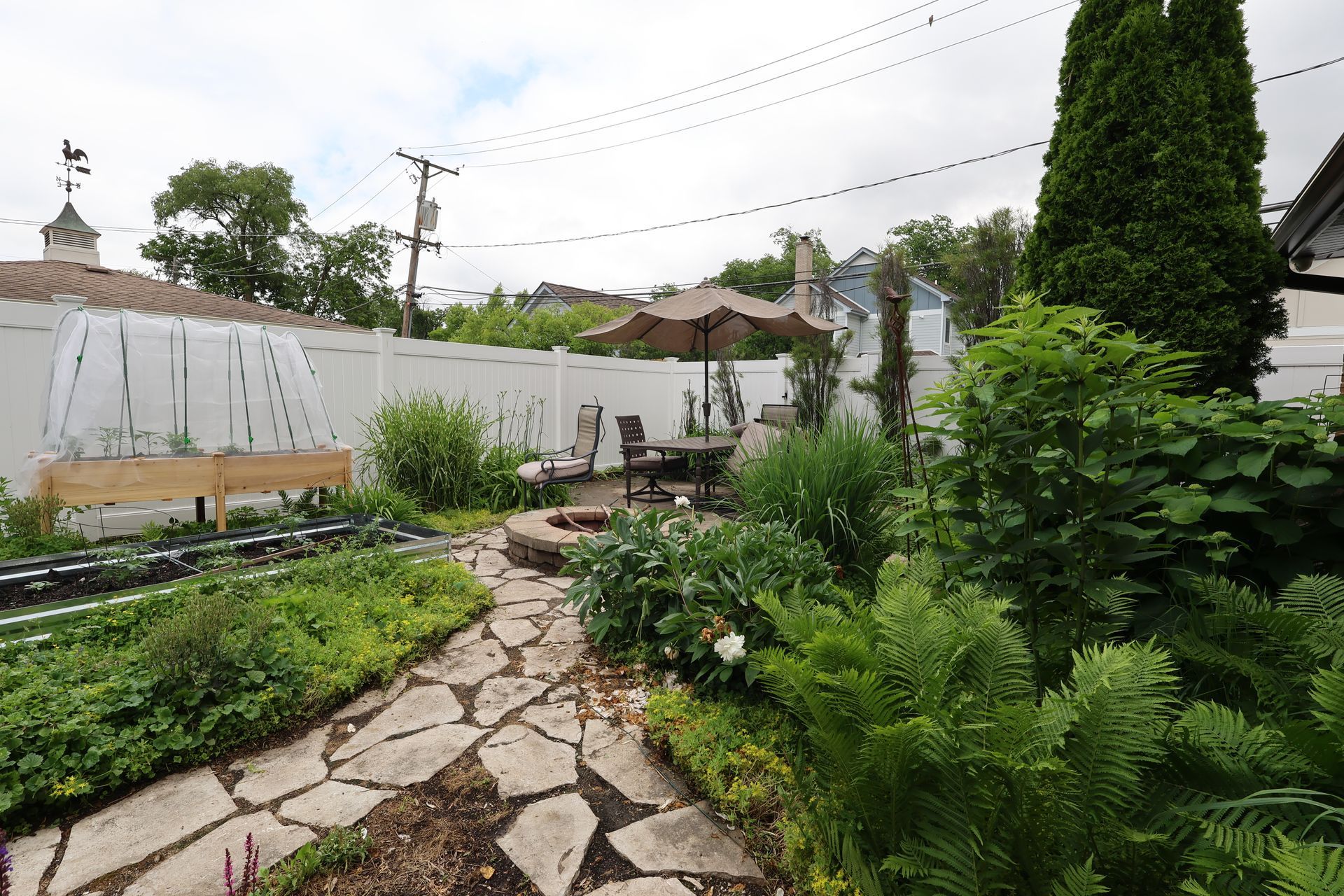 vinyl fence company illinois