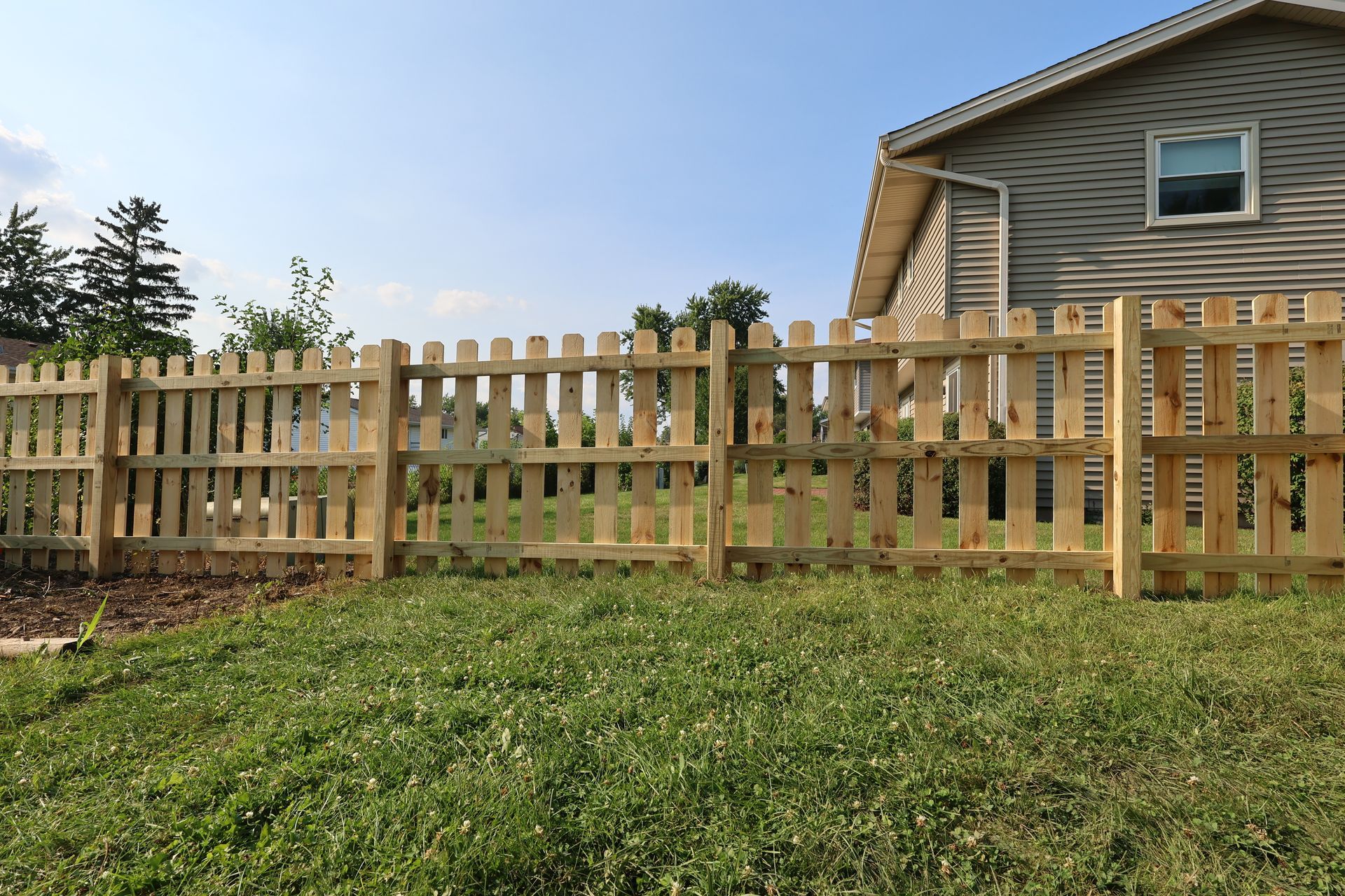 wood fence installation Illinois
