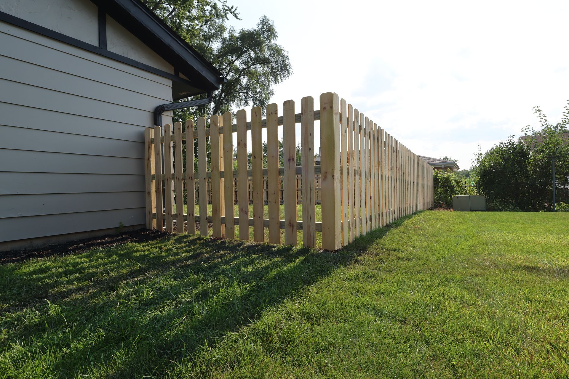 picket fence installation Illinois