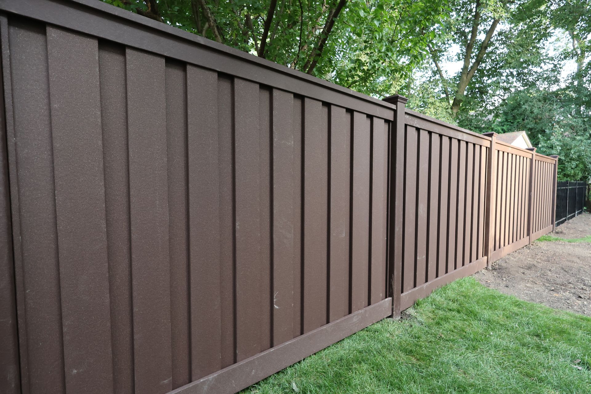Composite fence installation Illinois