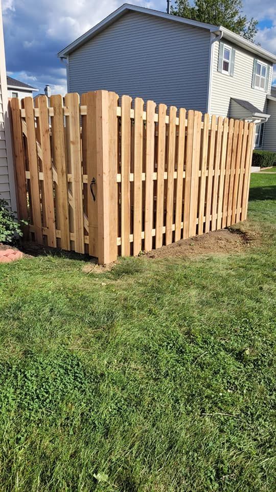 cedar fence installation illinois