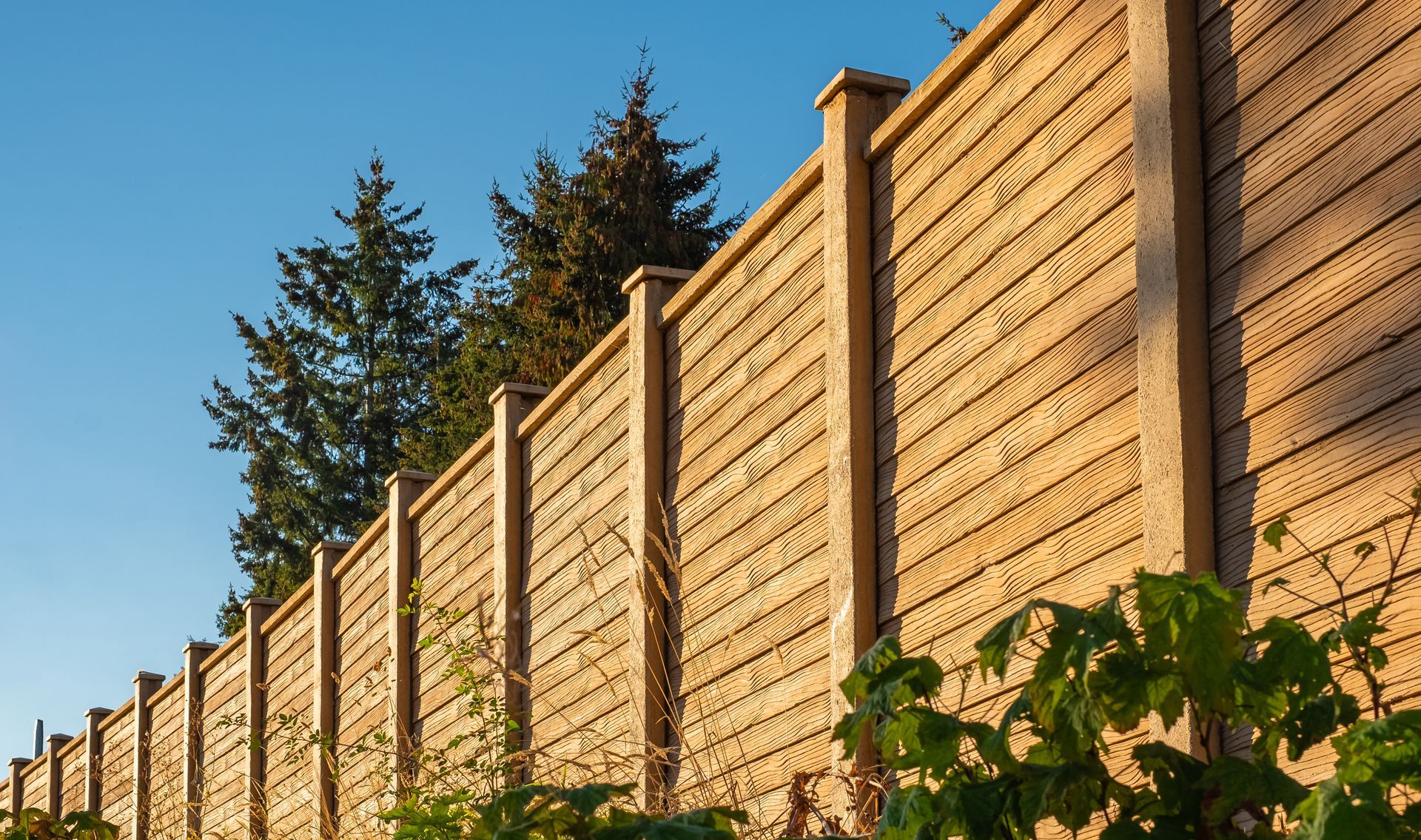 horizontal fence installation Illinois