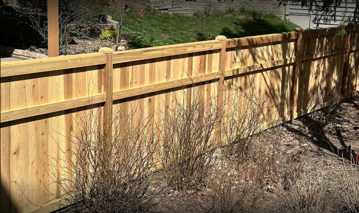 cedar fence company illinois