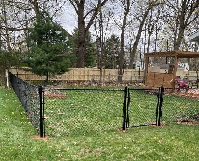 Chain Link Fence Installation Illinois