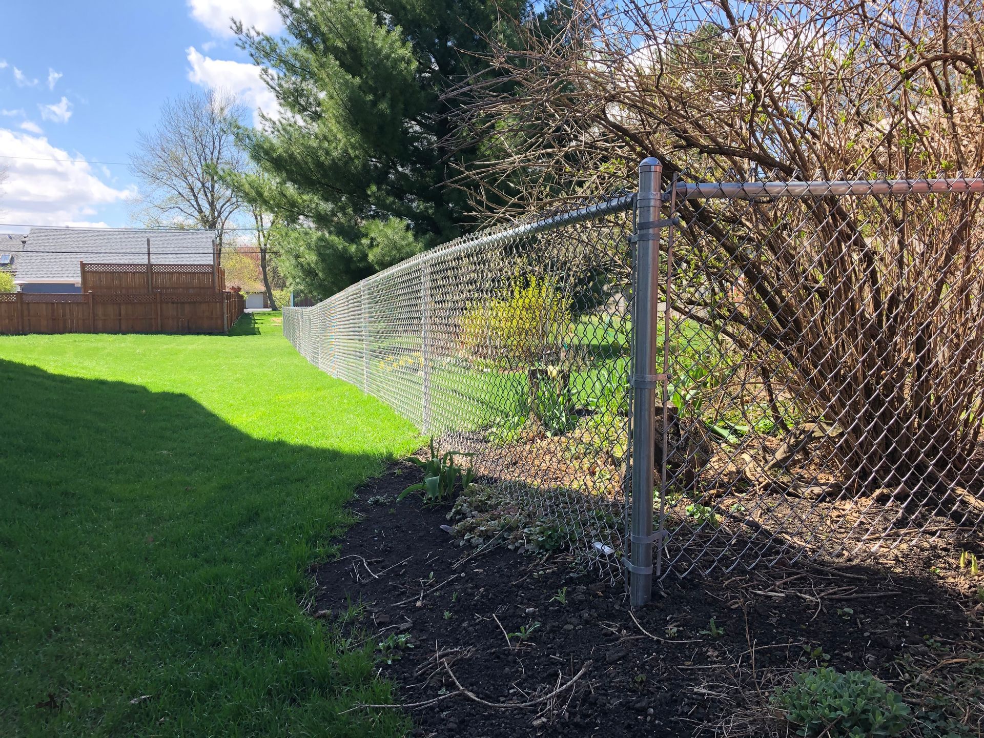 chain link fence installation Illinois