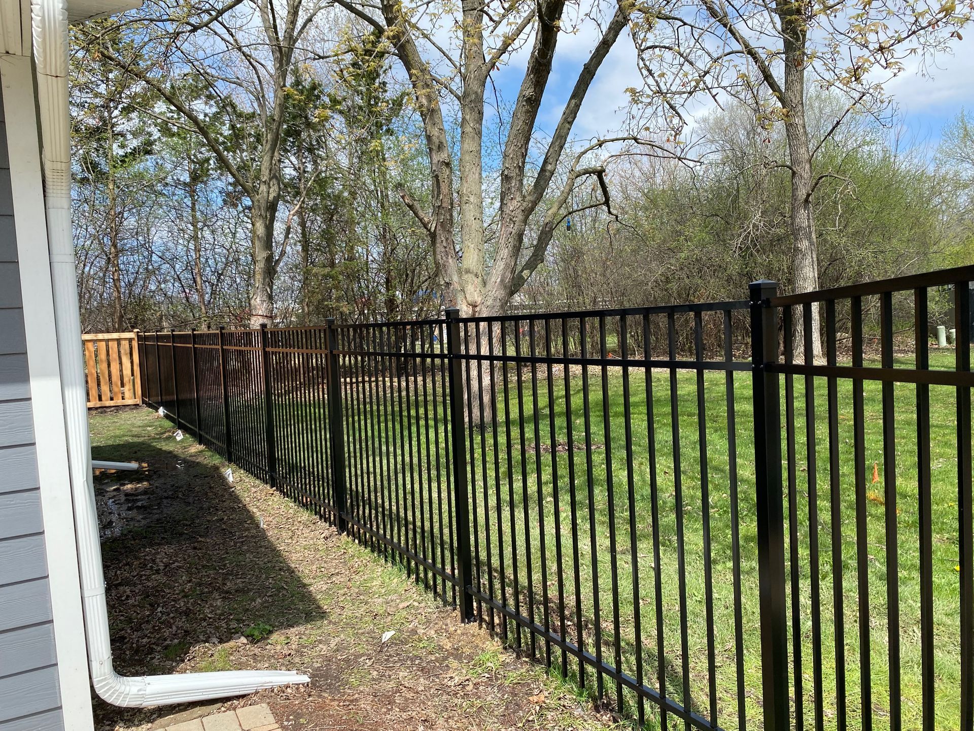 aluminum fence installation Illinois