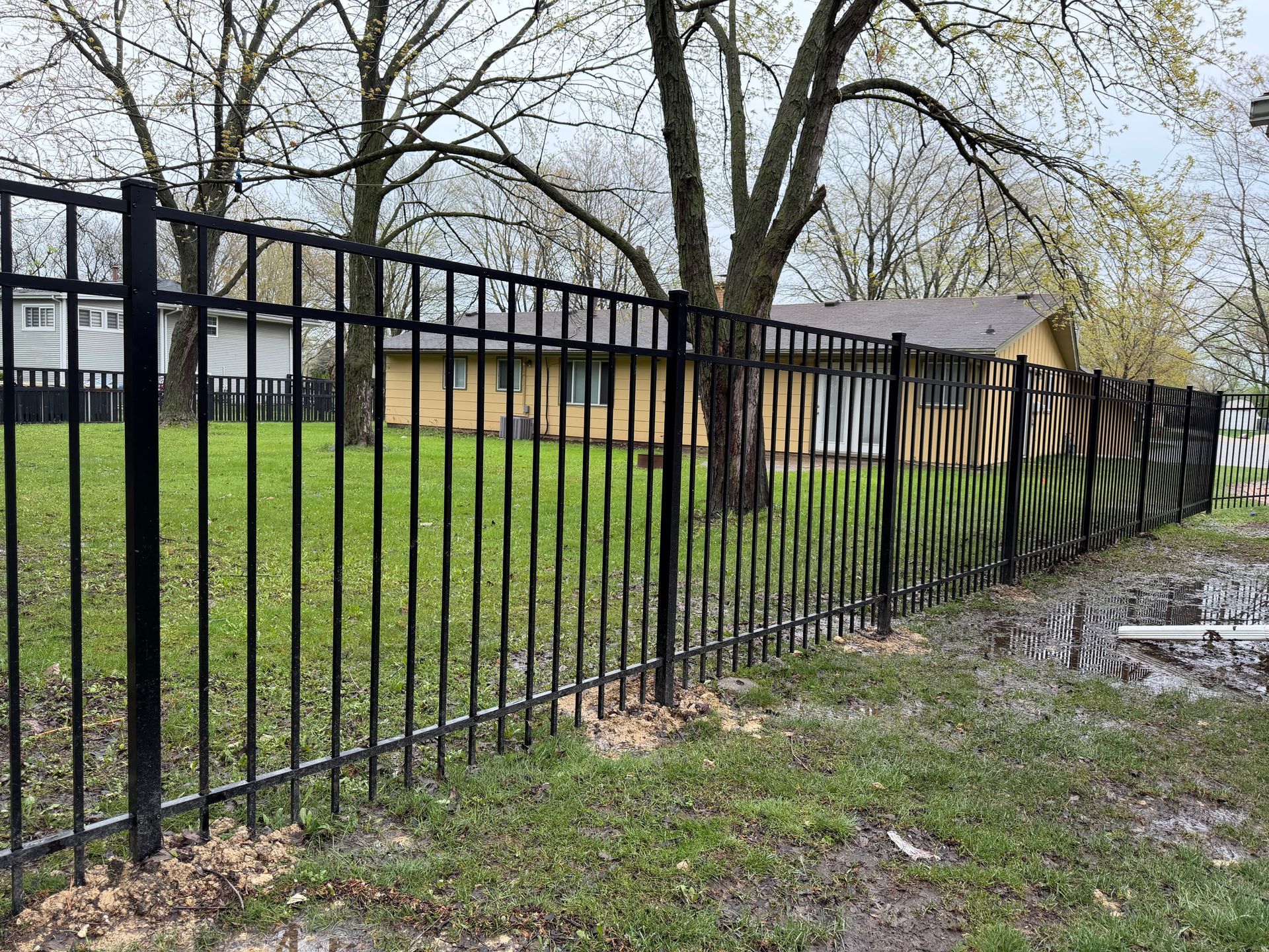 aluminum fence installation Illinois