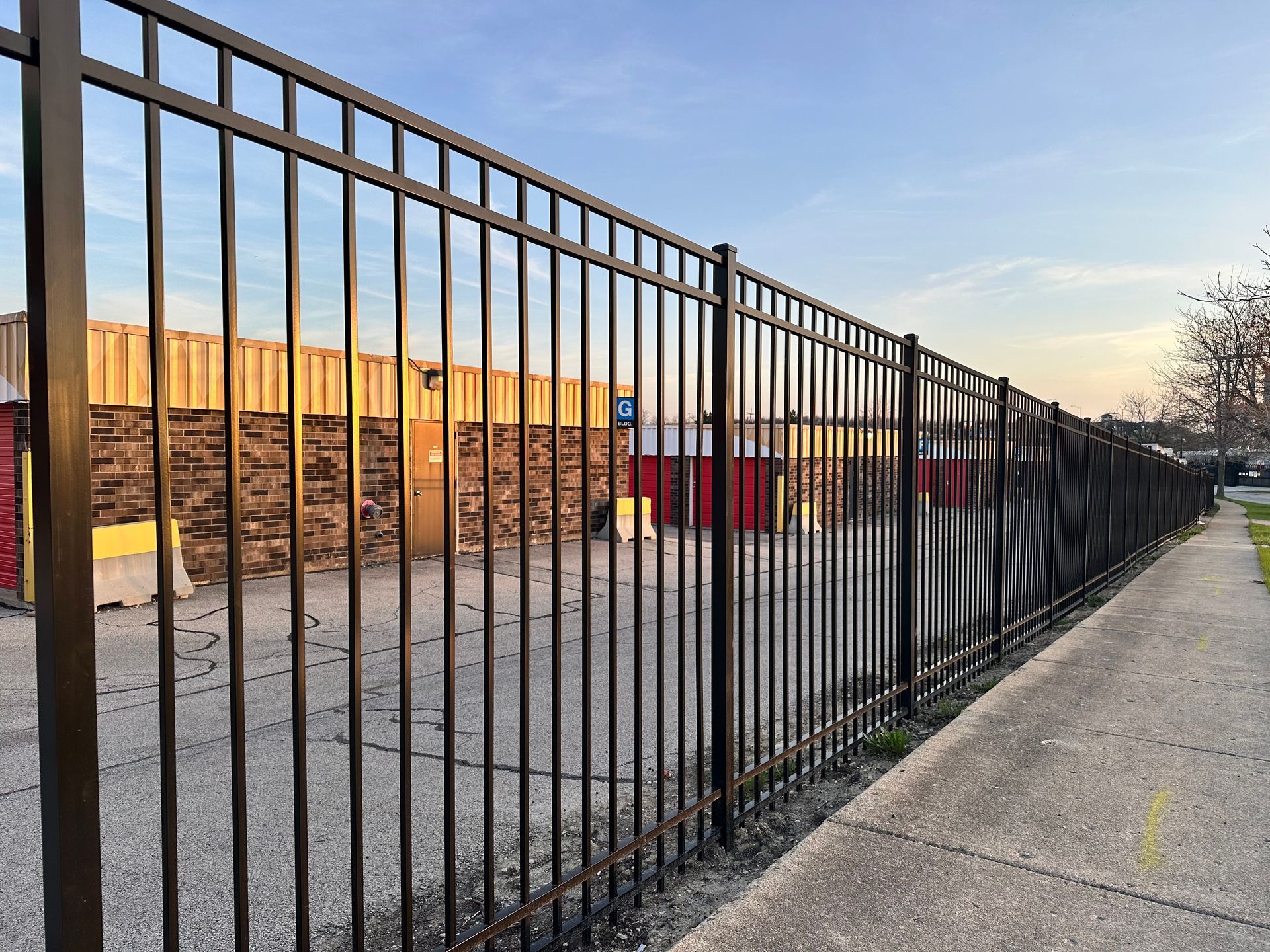 commercial fence installation Illinois