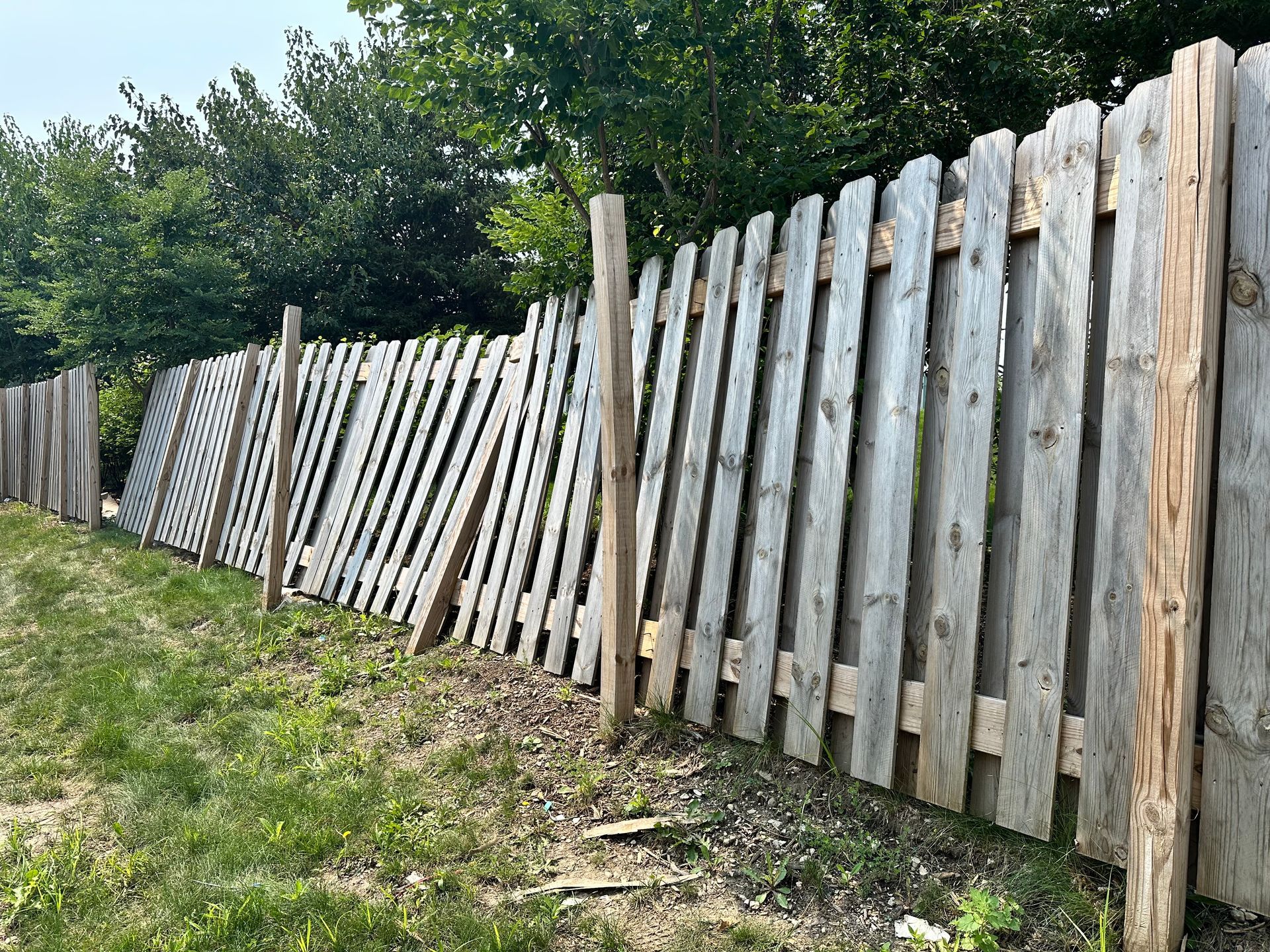 DIY fence repair Illinois