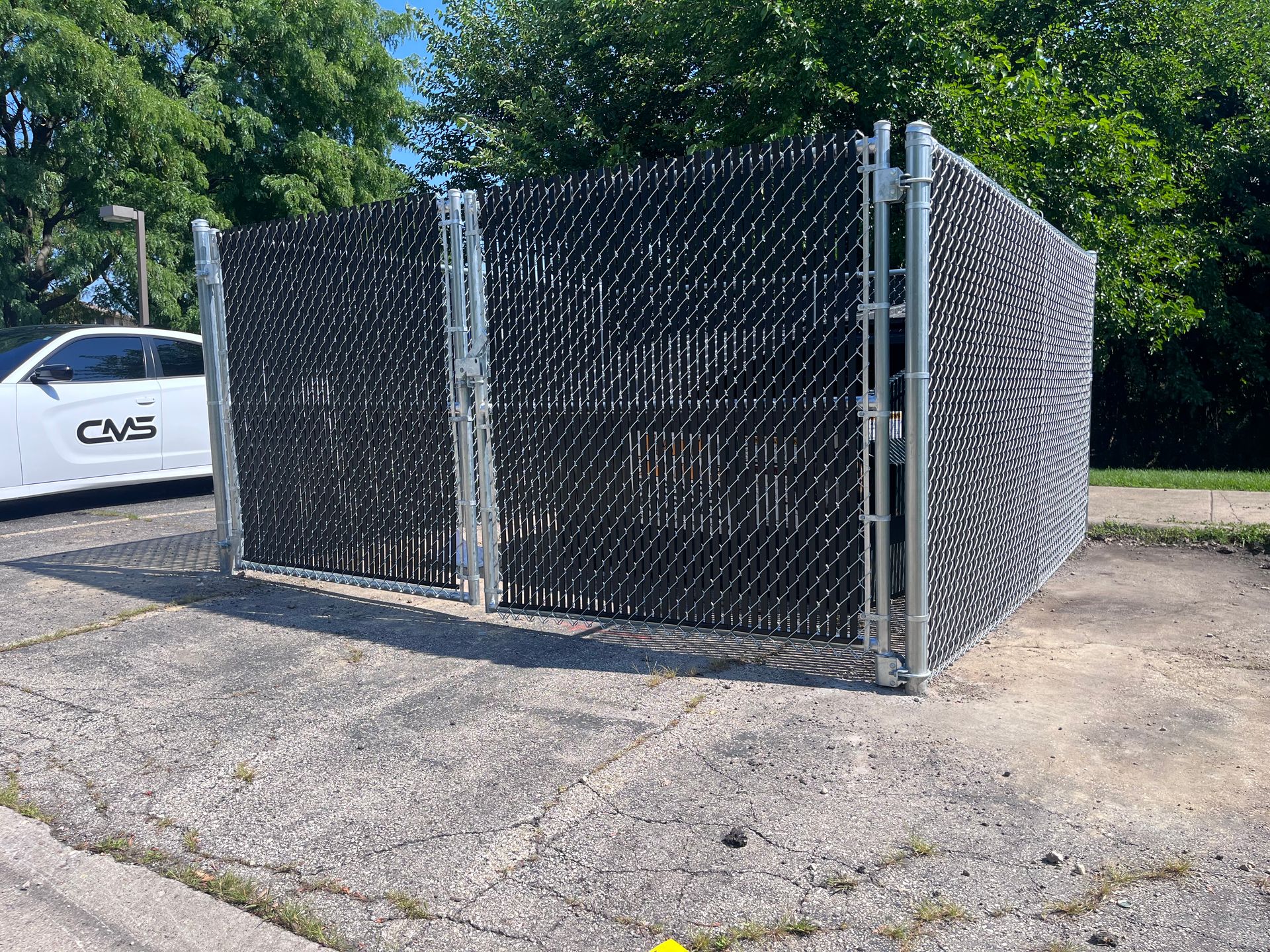 chain link fence installation Illinois