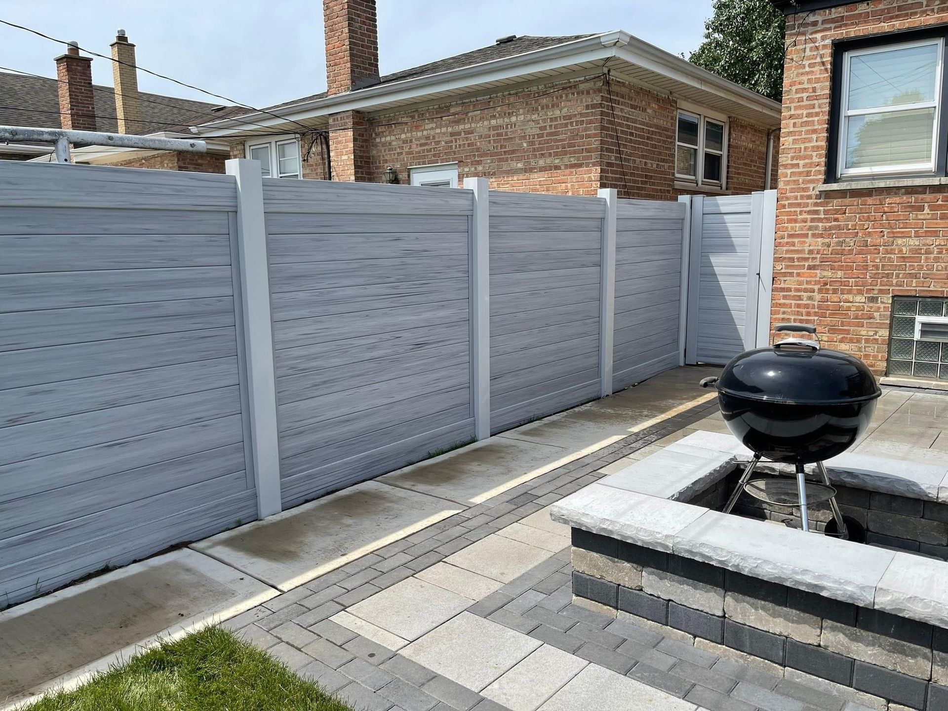 vinyl fence installation illinois