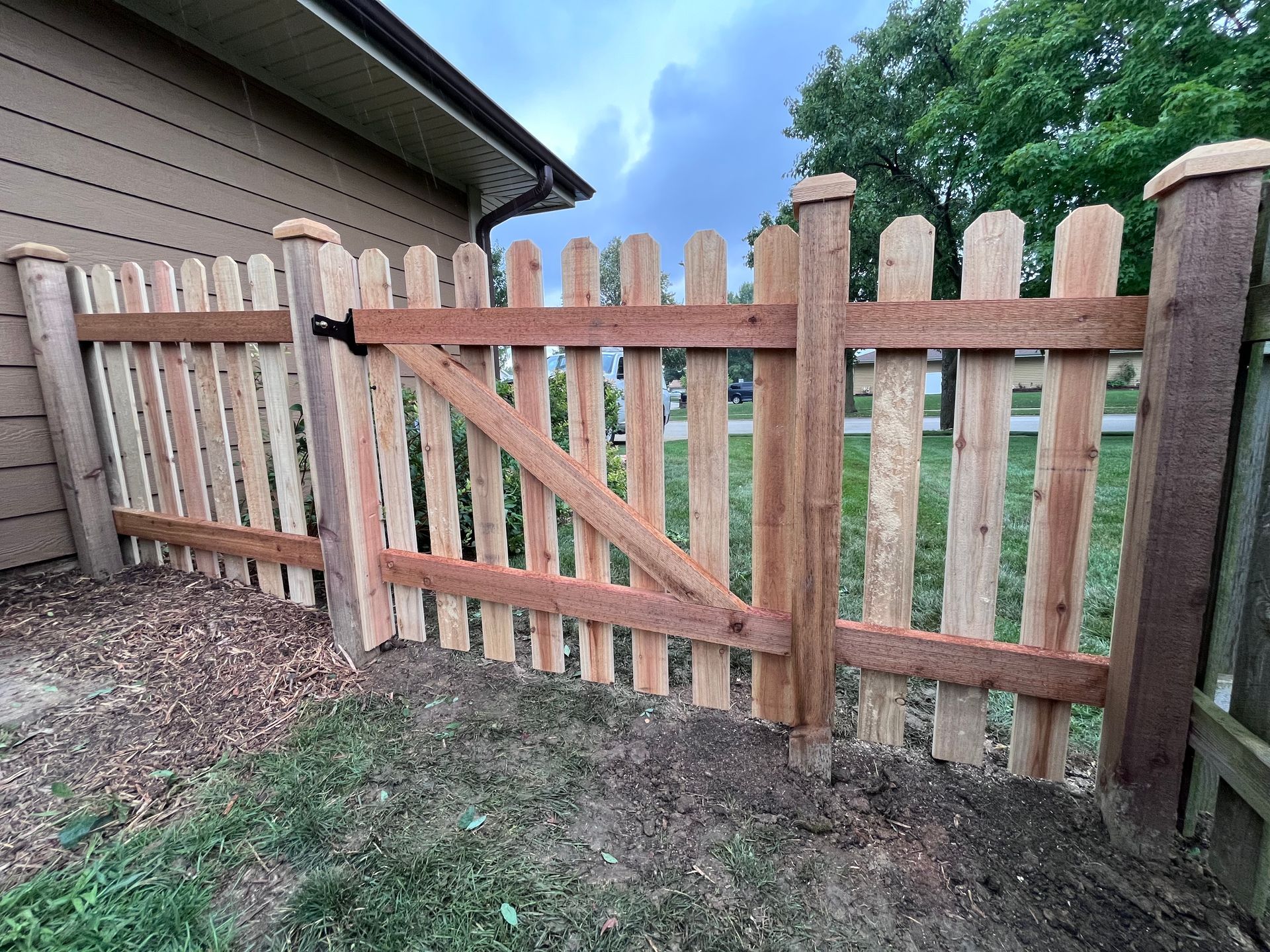 cedar fence installation illinois