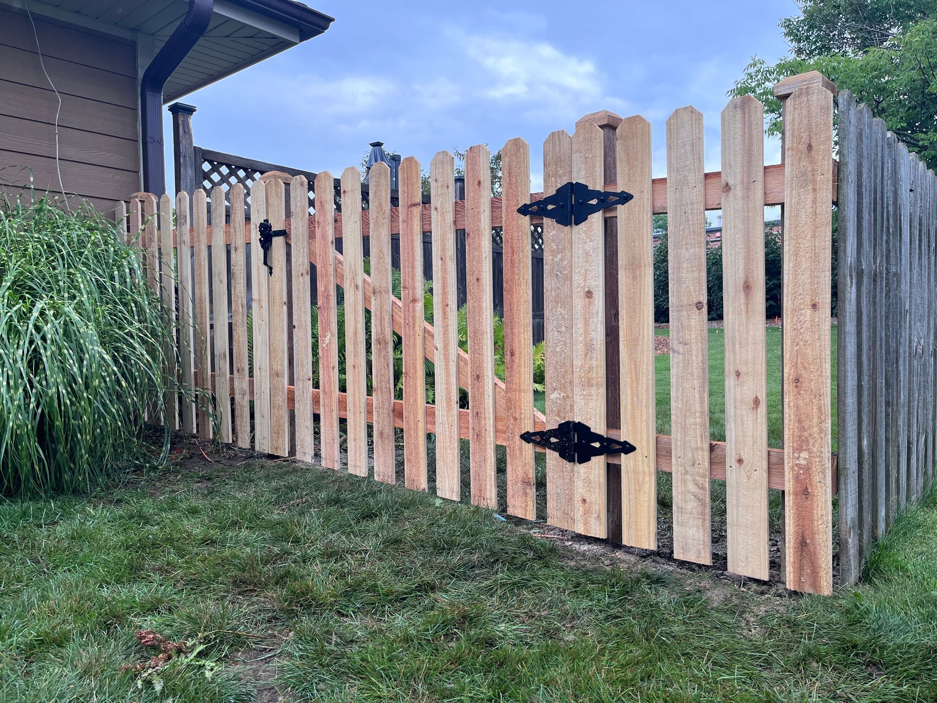 cedar fence installation illinois
