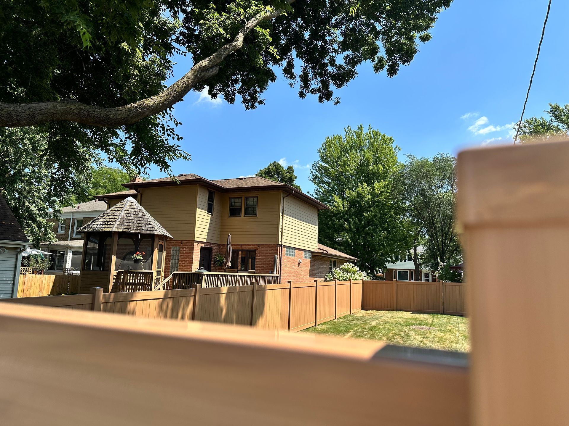 vinyl fence installation Illinois