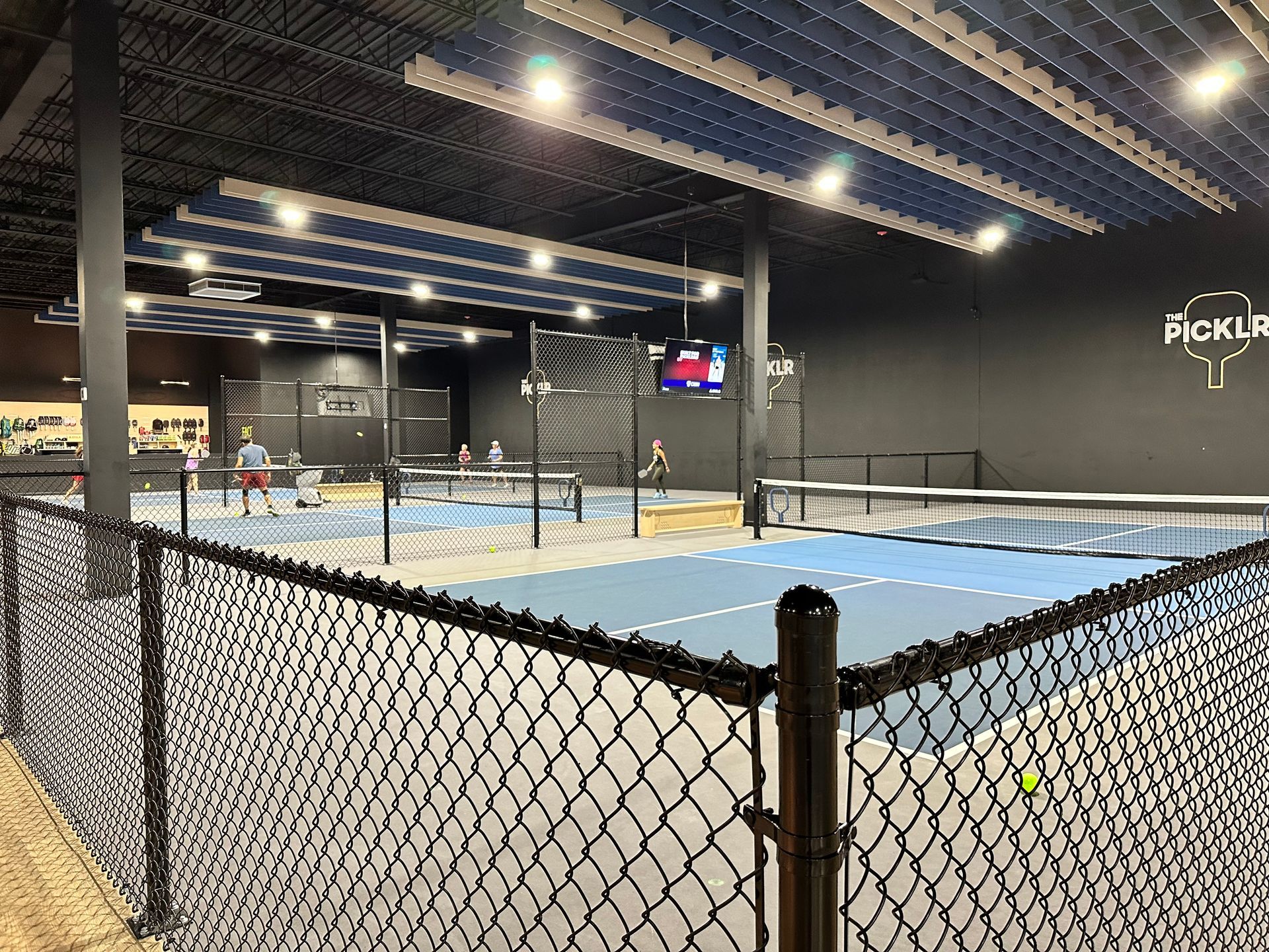 chain link fence installation Illinois