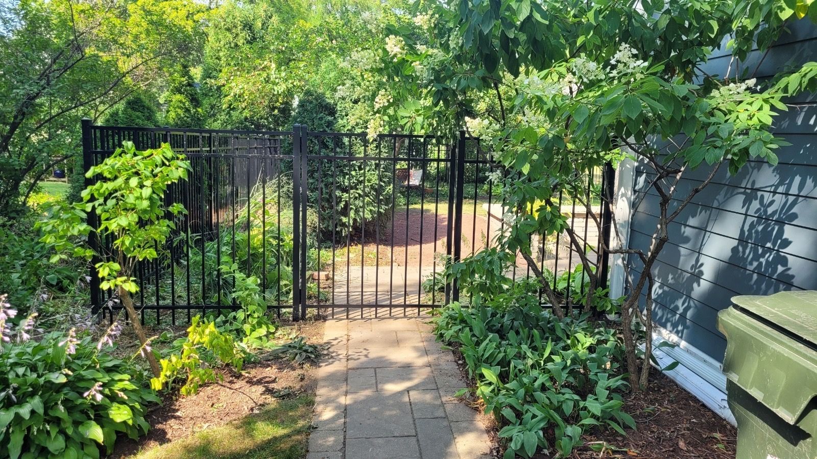 aluminum fence installation illinois