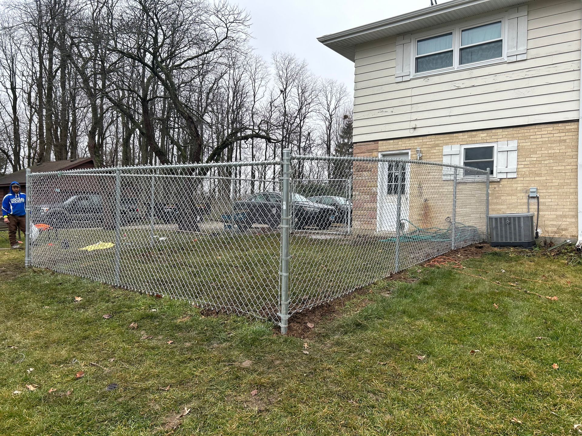 chain link fence installation Illinois