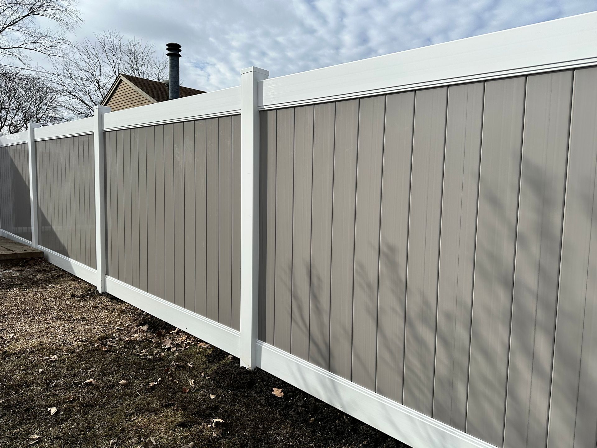 vinyl fence installation Illinois