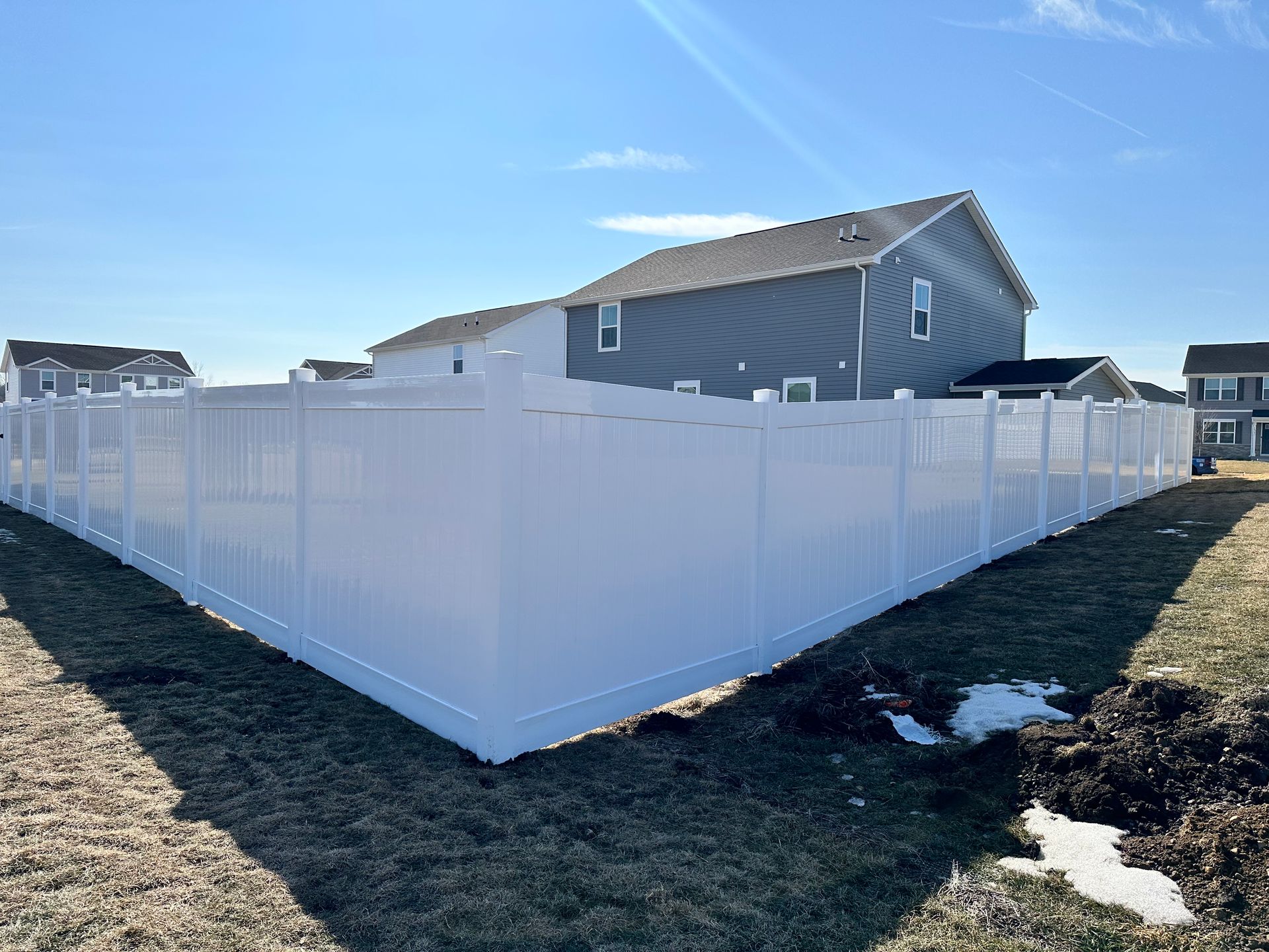 vinyl fence installation Illinois