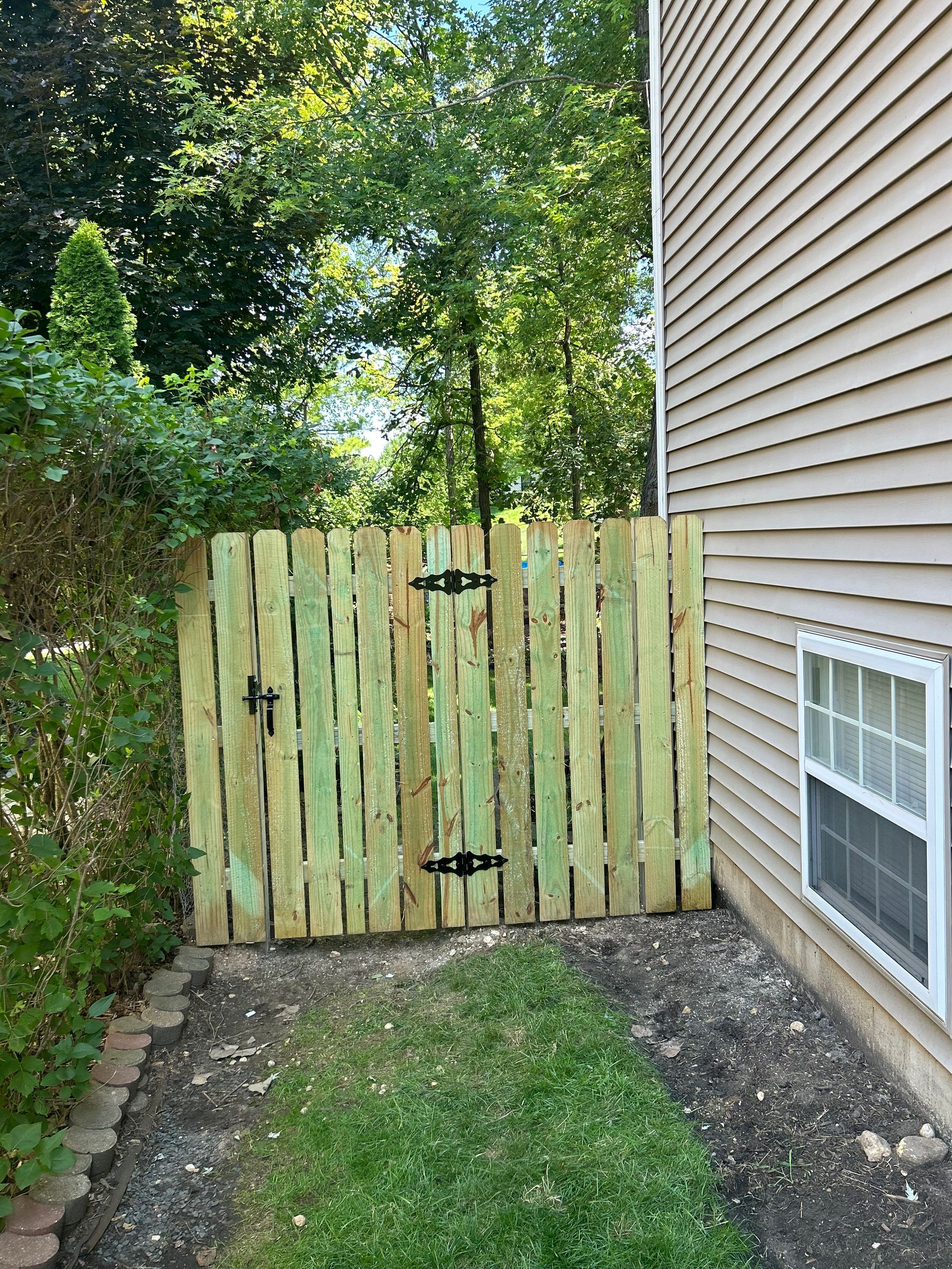 pressure treated pine fence installation illinois