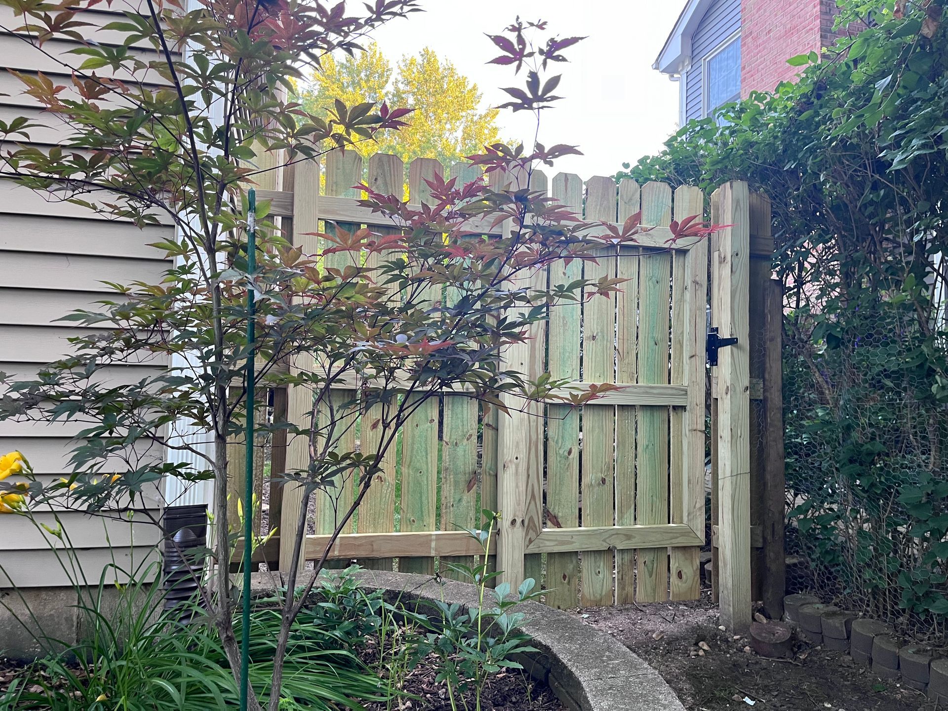 pressure treated pine fence installation illinois