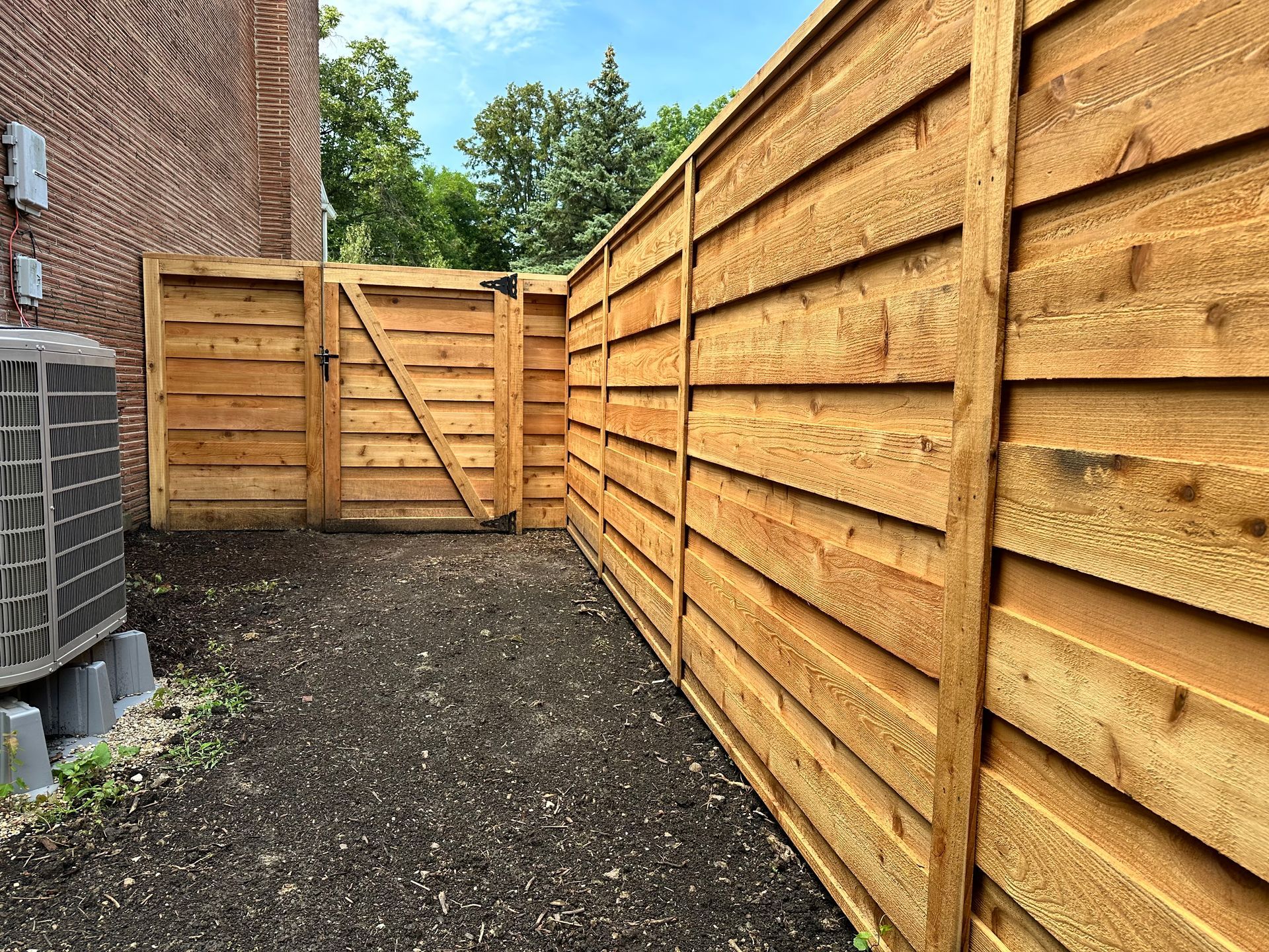 cedar fence installation Illinois