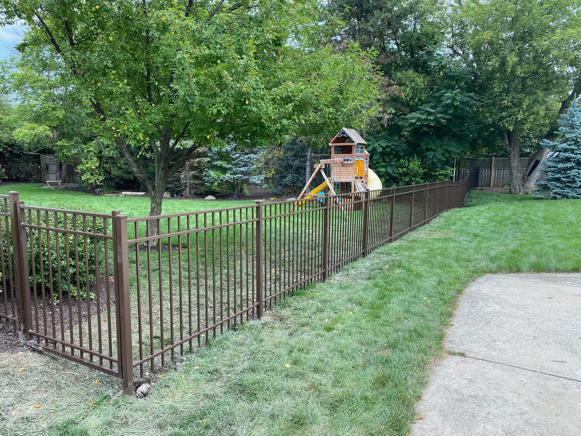 aluminum fence installation illinois