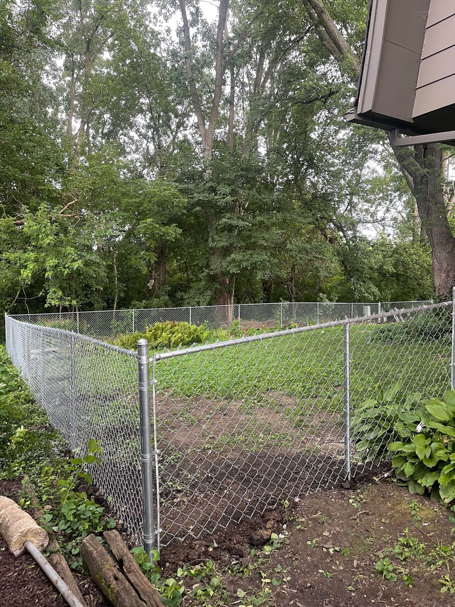 chain link fence installation Illinois