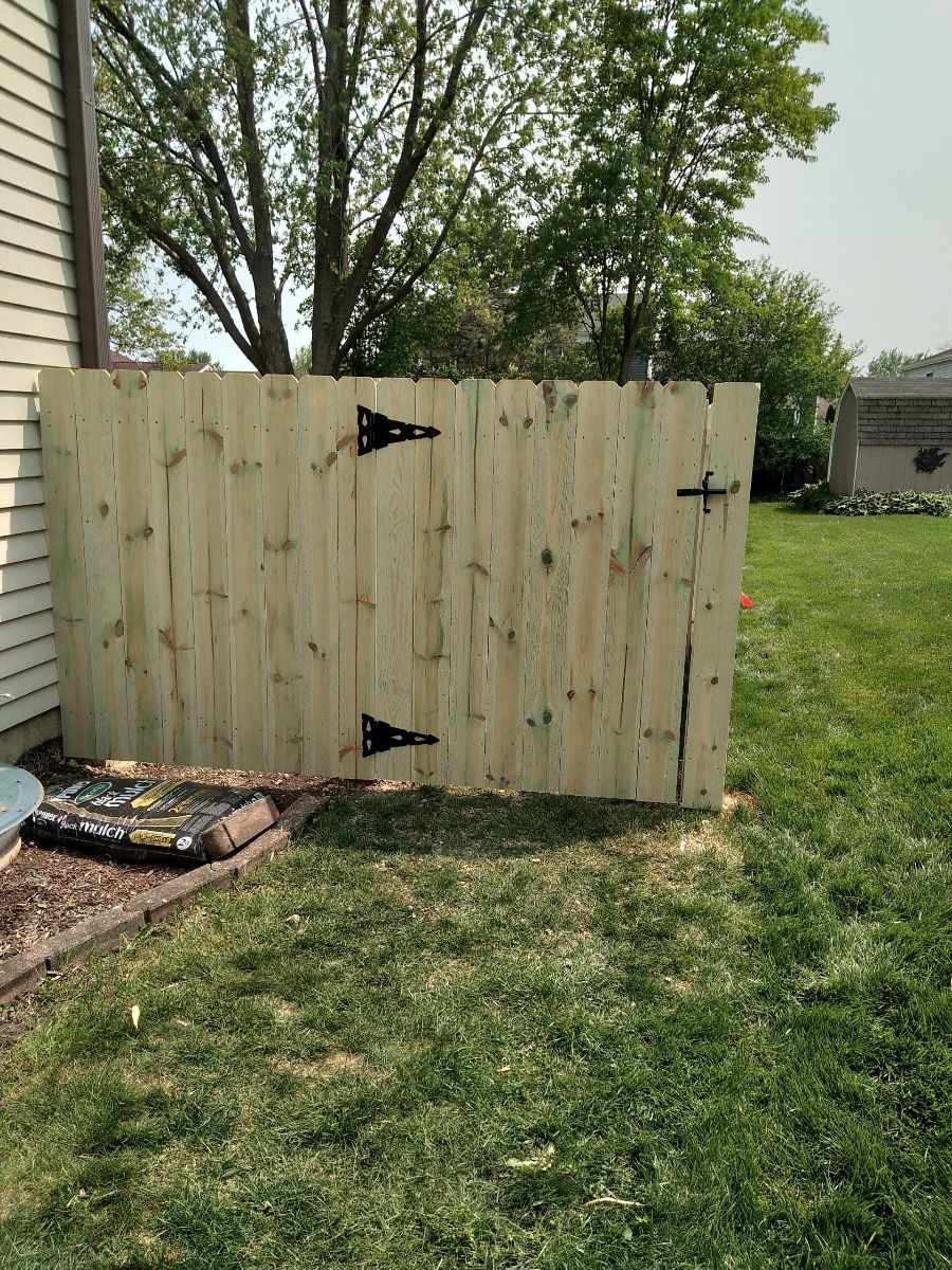 pressure treated pine fence installation illinois